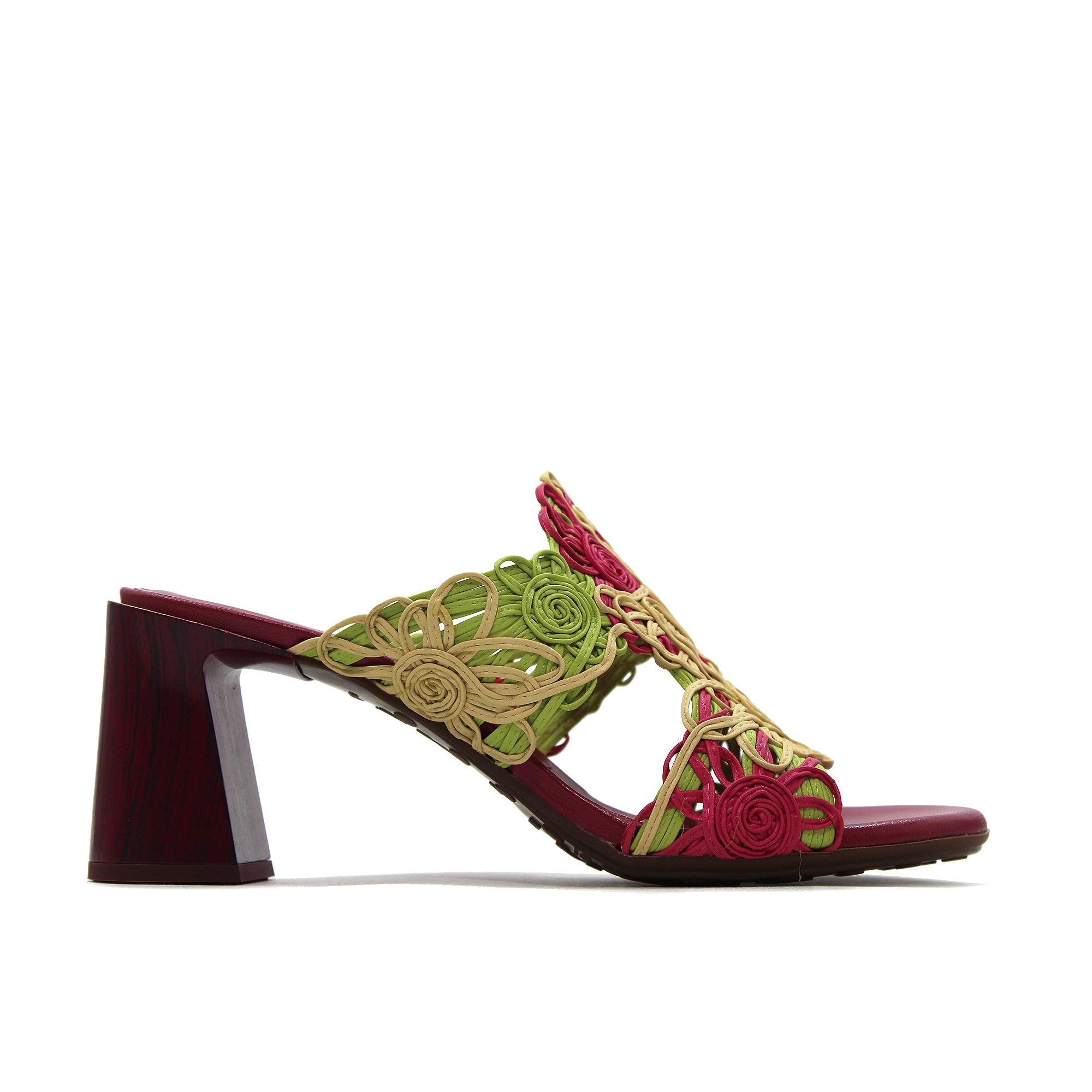 Sandalias Hispanitas Multicolor con Tacón Cuadrado de 8,5 cm Imitación a Madera, Estilo Zueco Elegante y Calado Floral