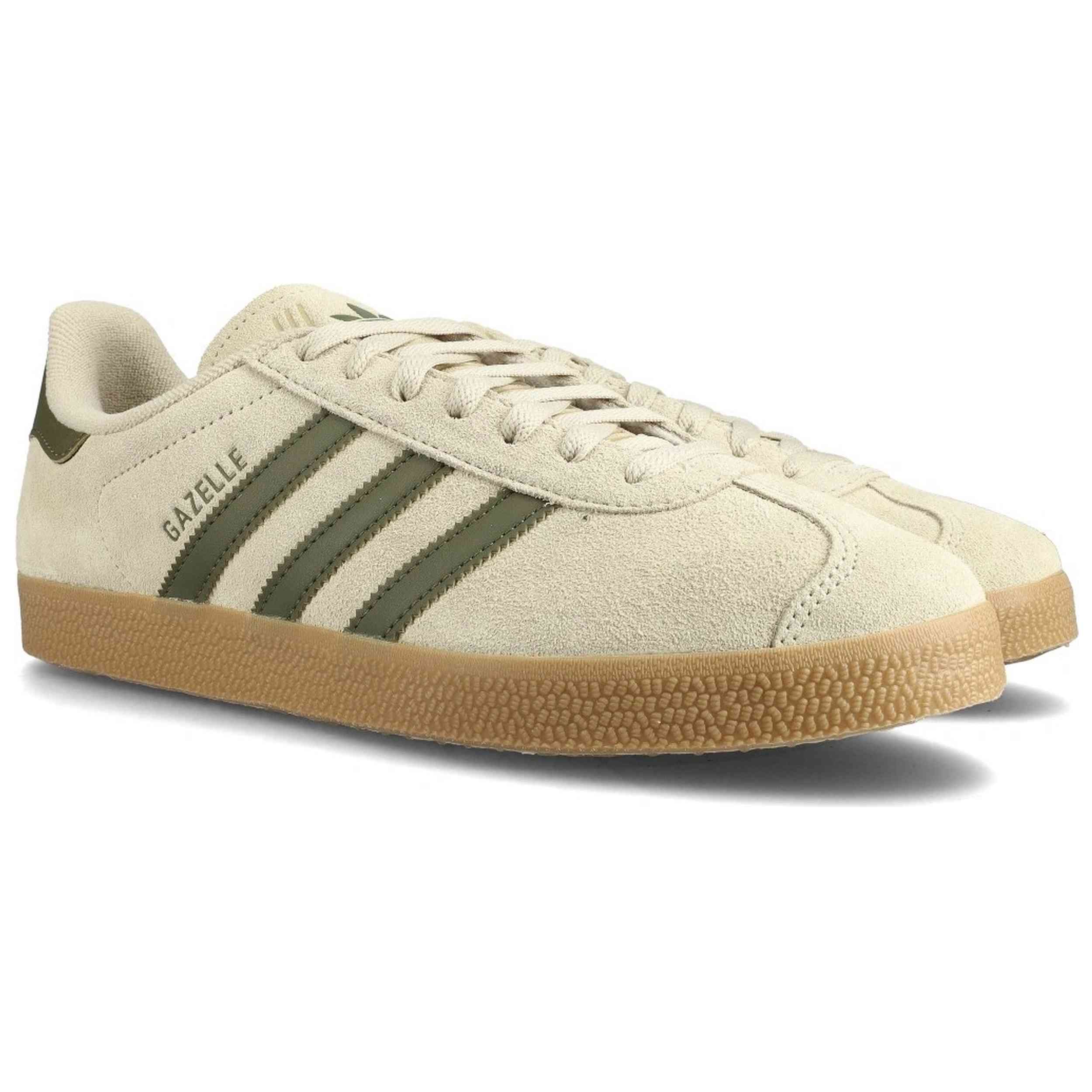 Zapatillas Adidas modelo Gazelle "Khaki Three / Olive Strata / Gum" para Hombre en color Beige