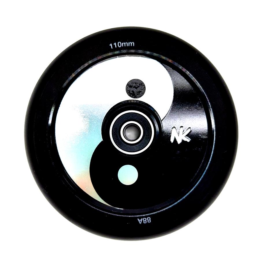 Rueda Yin Yang Nokaic de 110 mm para Scooter Freestyle
