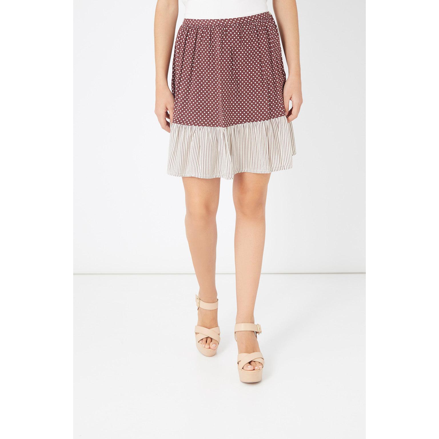Falda corta mujer lunares, minifalda volantes rayas, diseño moderno fresco, tejido ligero, estilo casual chic, color burdeos, talla L, cómoda femenina versátil, look diario elegante, ✅Entrega 24/48h