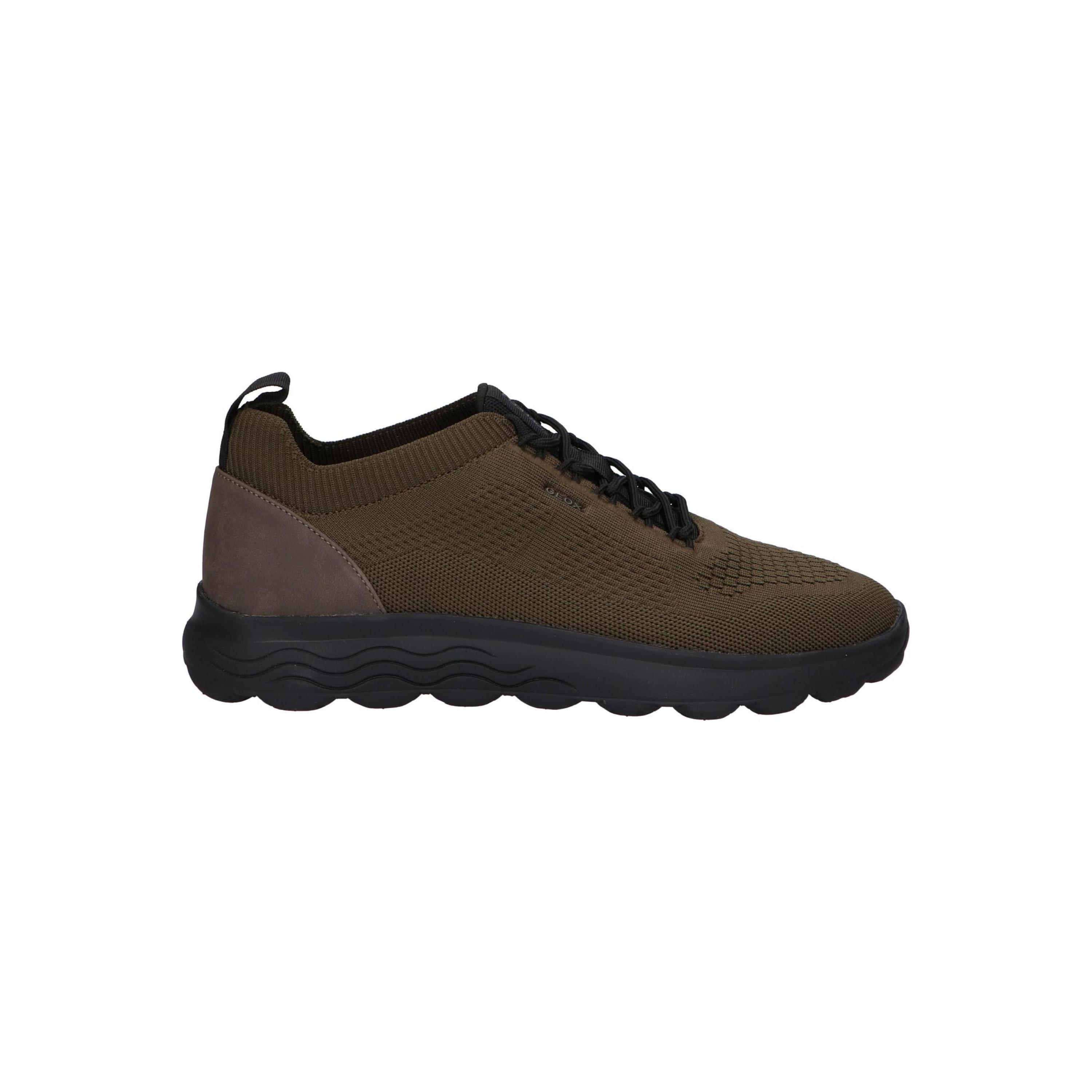 Geox casual sneakers for men in brown, breathable canvas with textile lining, rubber sole, and lace-up closure, perfect for walking and autumn, comfortable men's sneakers.