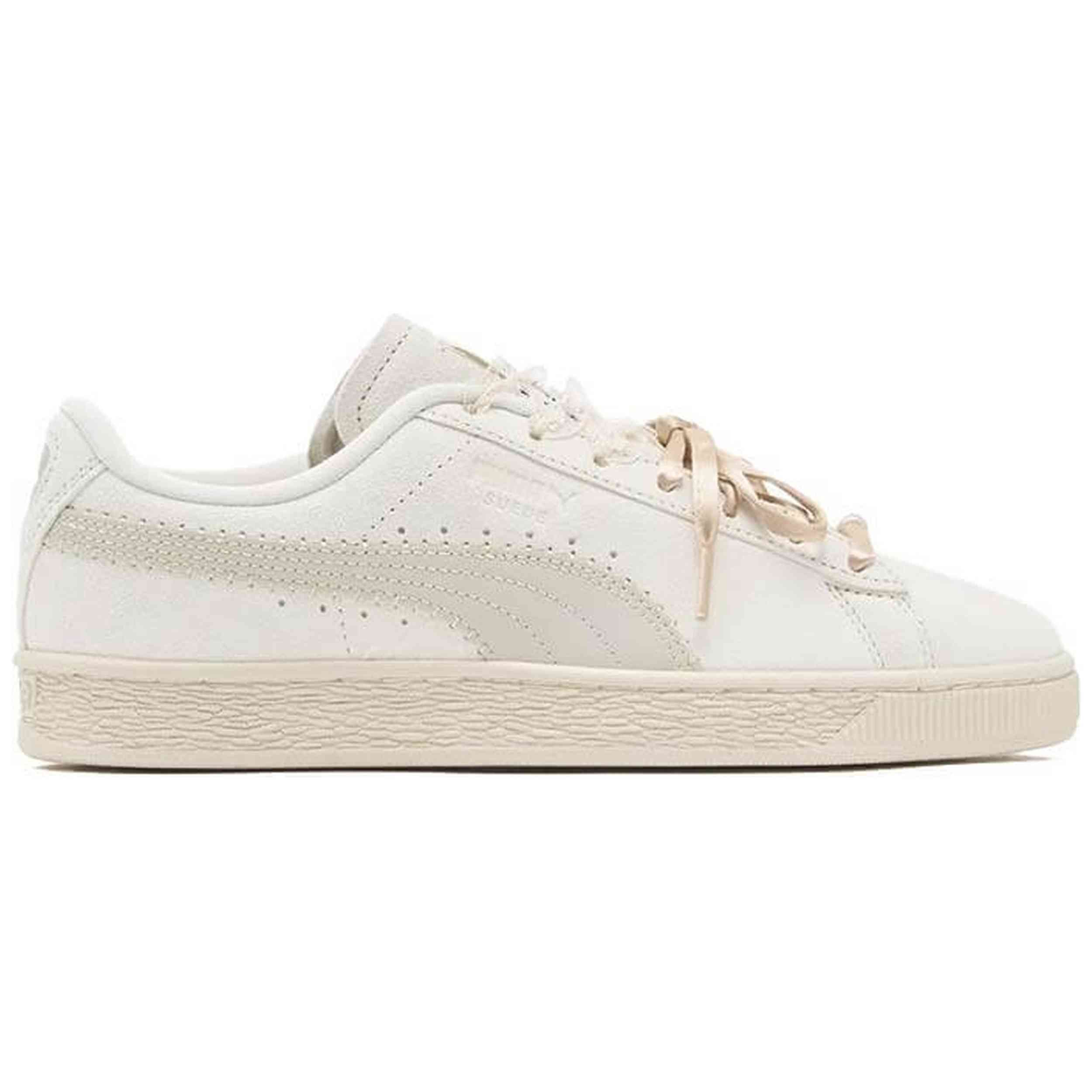 Calzado Puma modelo Suede Bloom Wns en color Beig