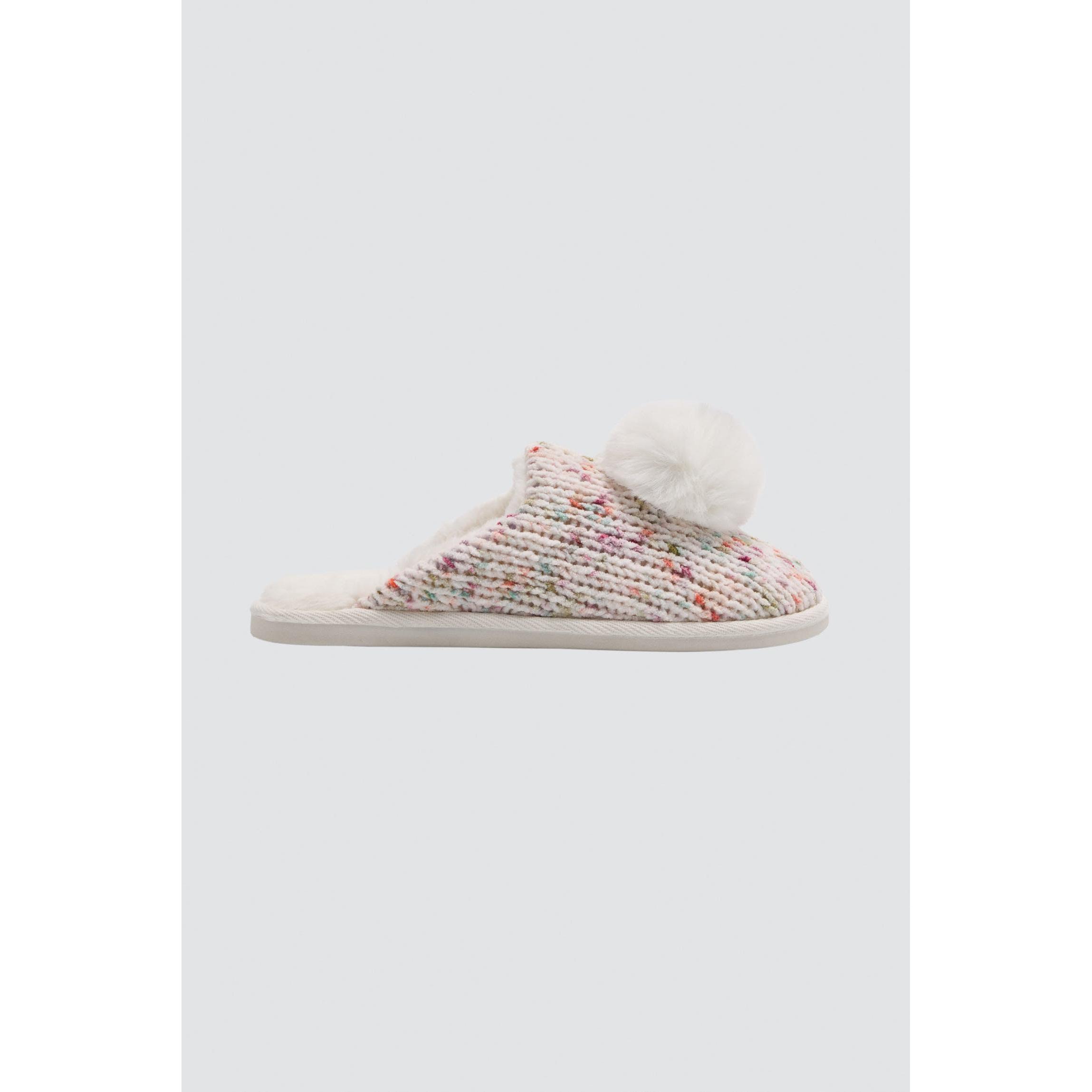 Ysabel Mora - Zapatillas de casa de punto con pompón blancas
