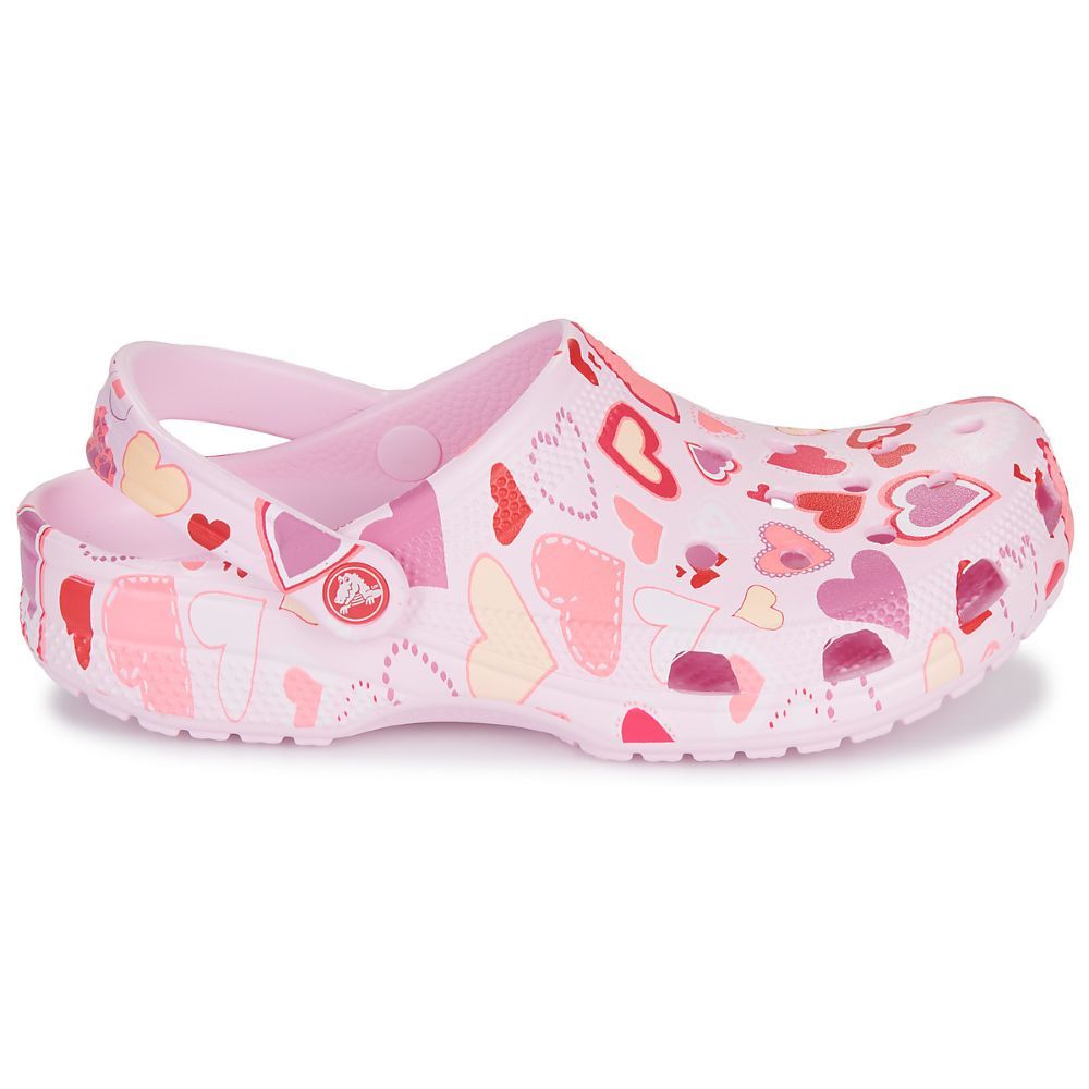 Crocs - Zuecos Classic VDAY Clog para mujer, de material sintético ligero y cómodo, con estampado de corazones rosa, ideal para uso diario
