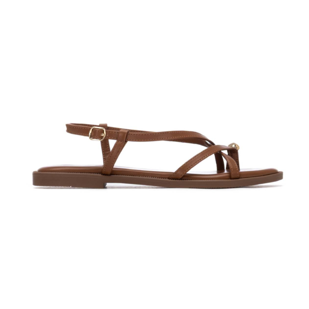 Sandalias Xti modelo 145358 en color Marron