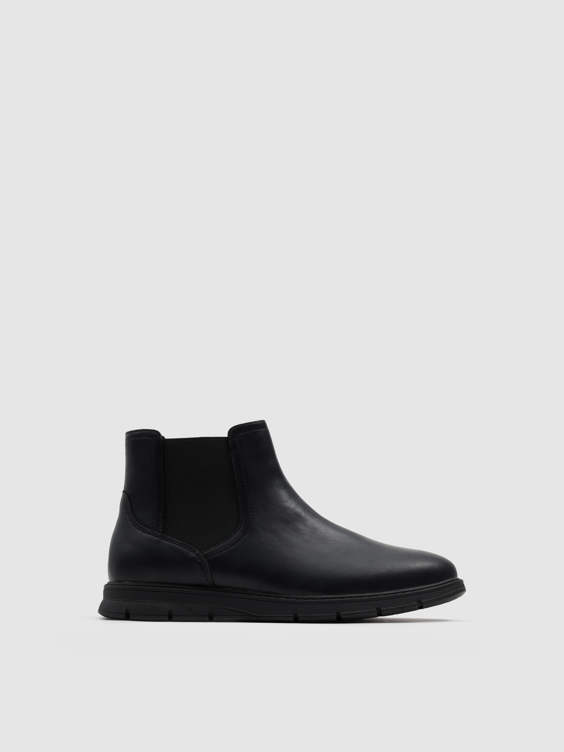 Botines chelsea en tejido efecto piel, con paneles elásticos laterales y suela dentada de goma flexible INSIDE
