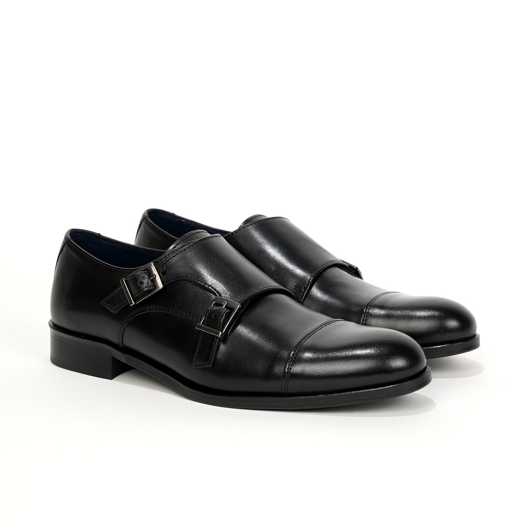 Zapatos Tolino modelo A8082 en color Negro