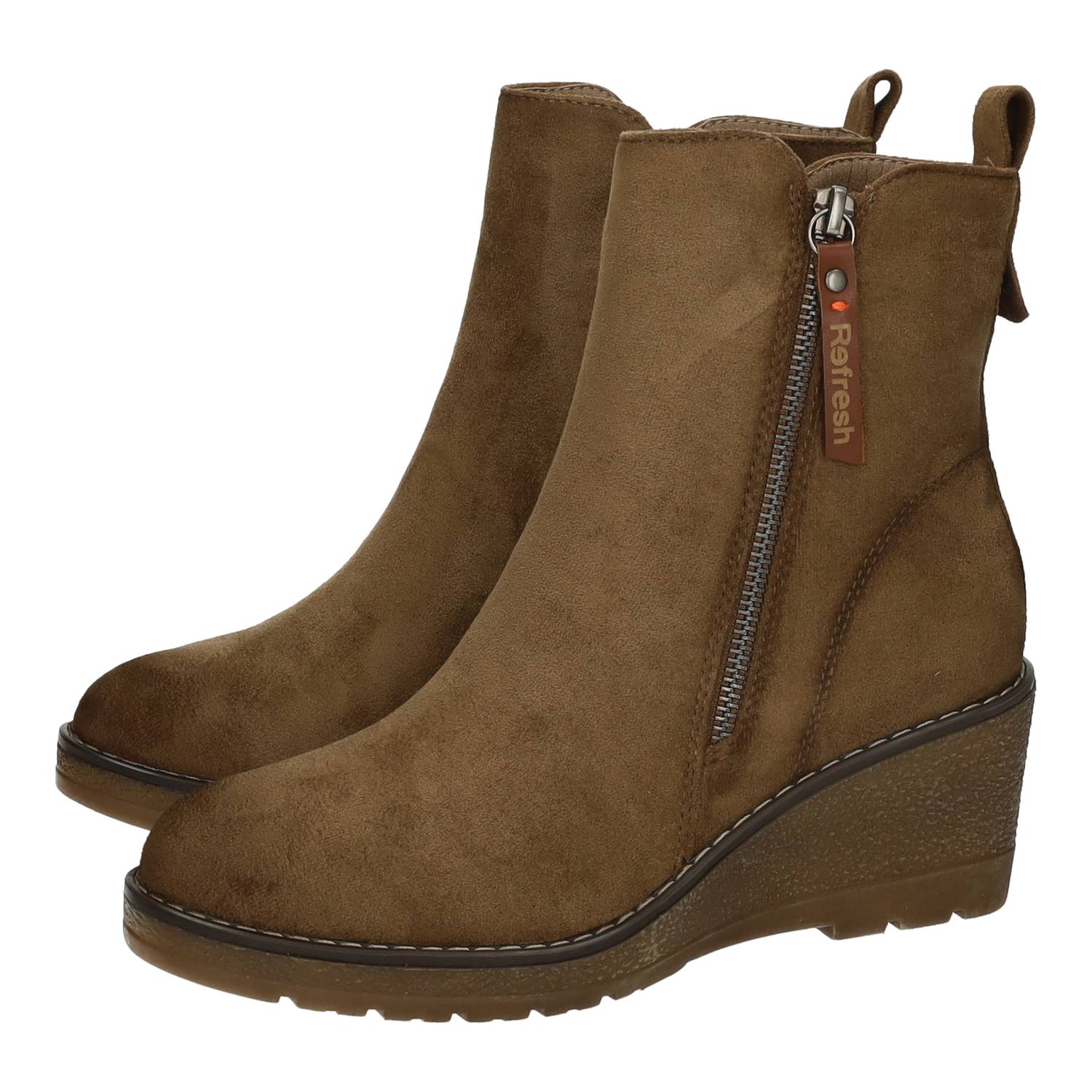 Botines marca REFRESH para mujer en color camel. Botines mujer antelina taupe Refresh con cuña media y cremallera lateral estilo casual