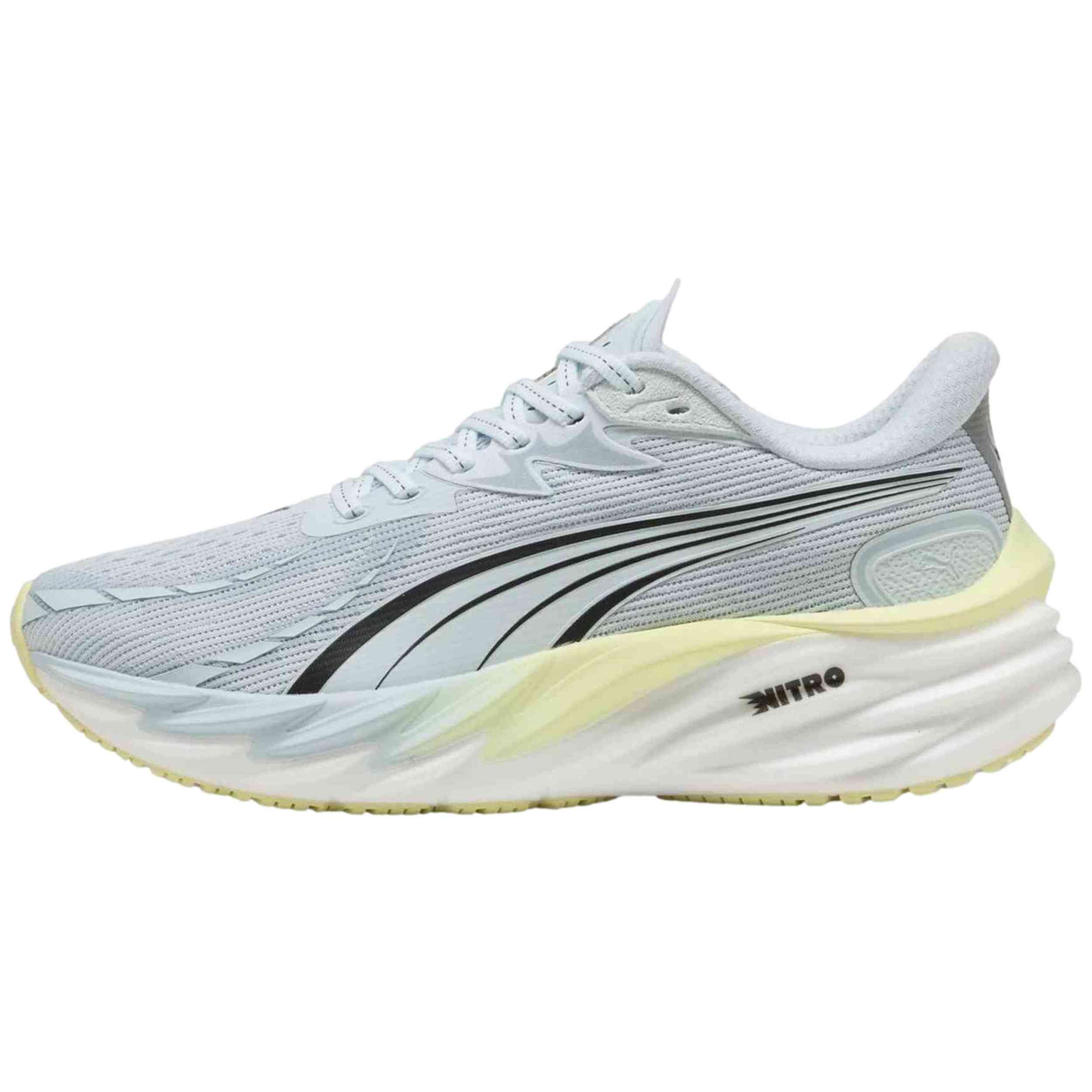 Calzado Puma en color Blanco