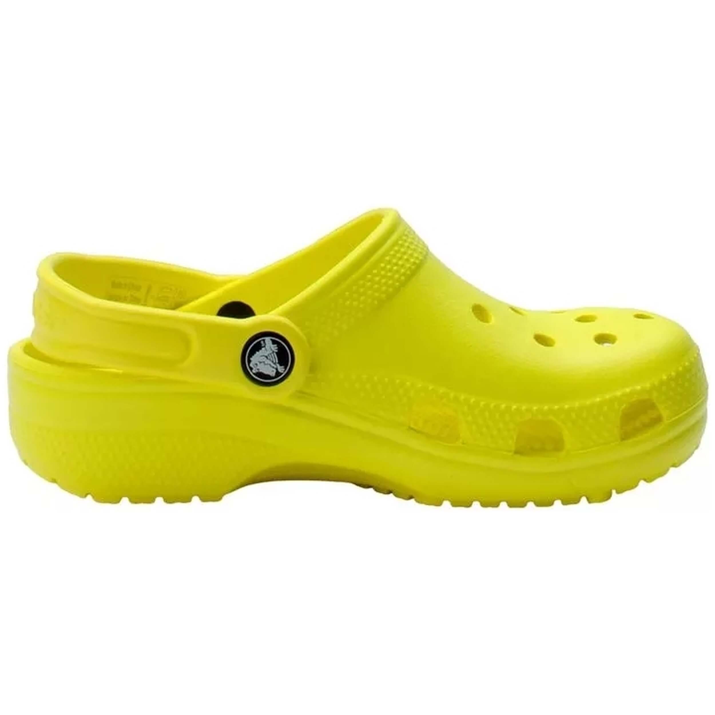 Sandalias marca Crocs modelo 206991-76M para junior en color lima