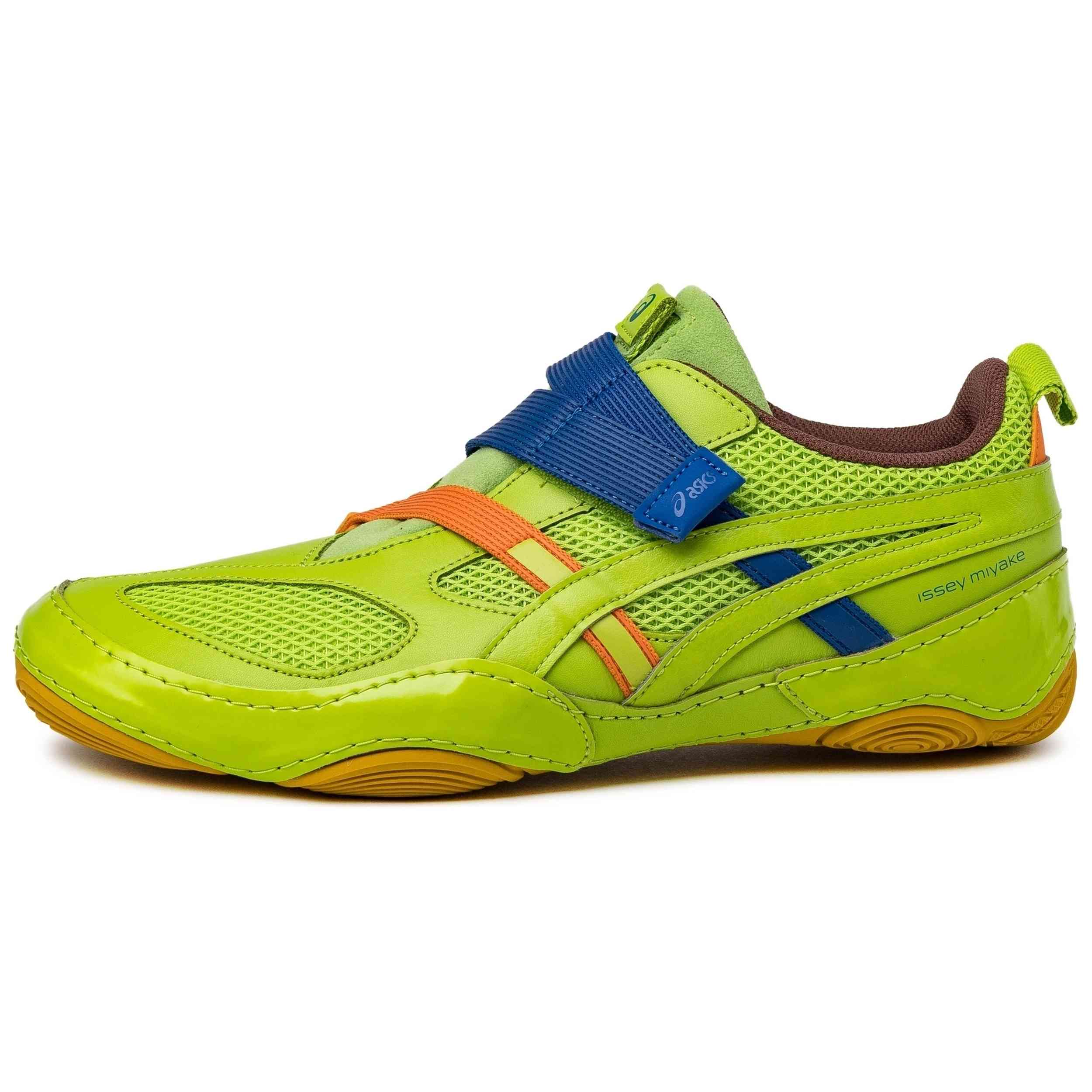 Zapatillas Asics modelo 1203B190-300 para Niños en color Verde