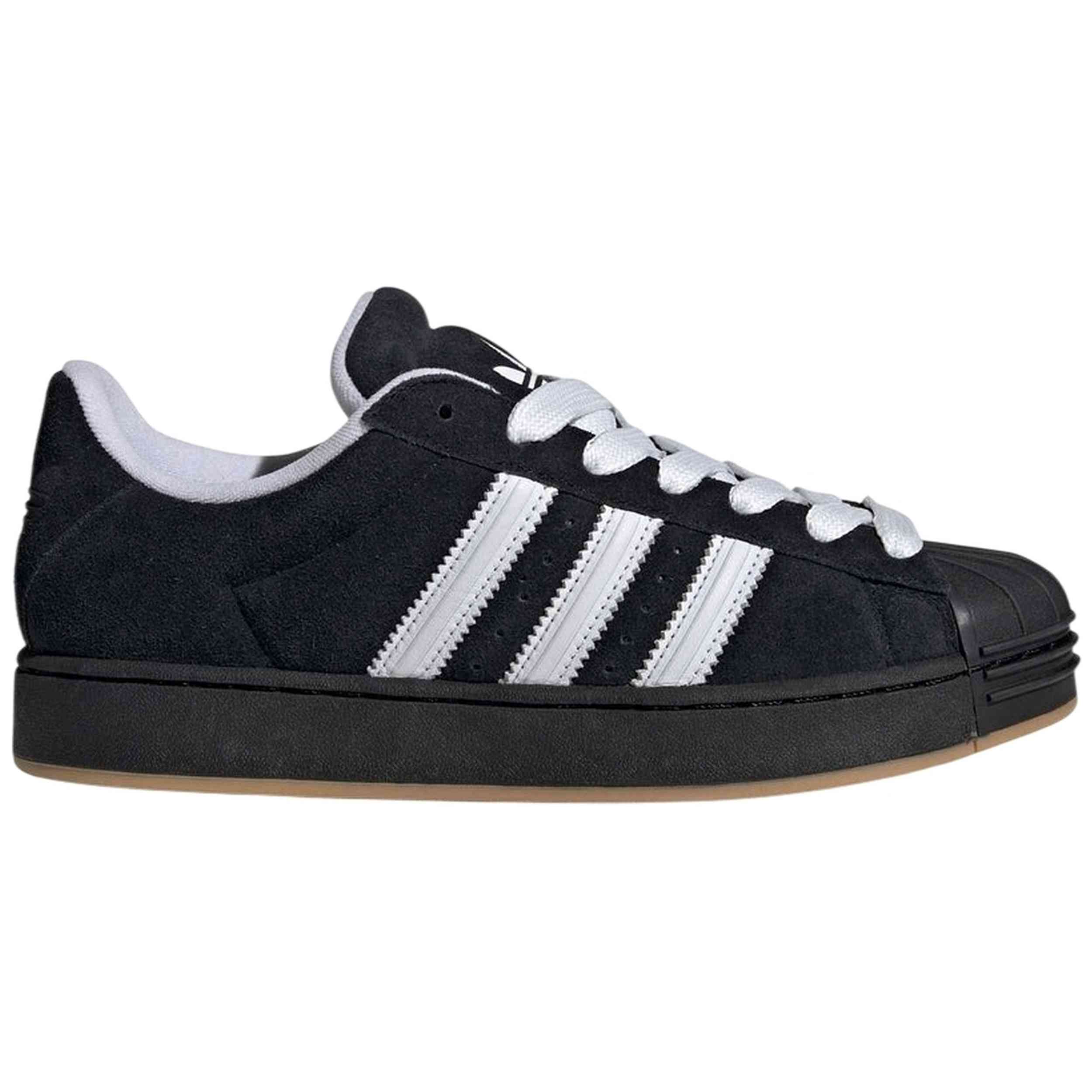 Calzado Adidas modelo Superstar St