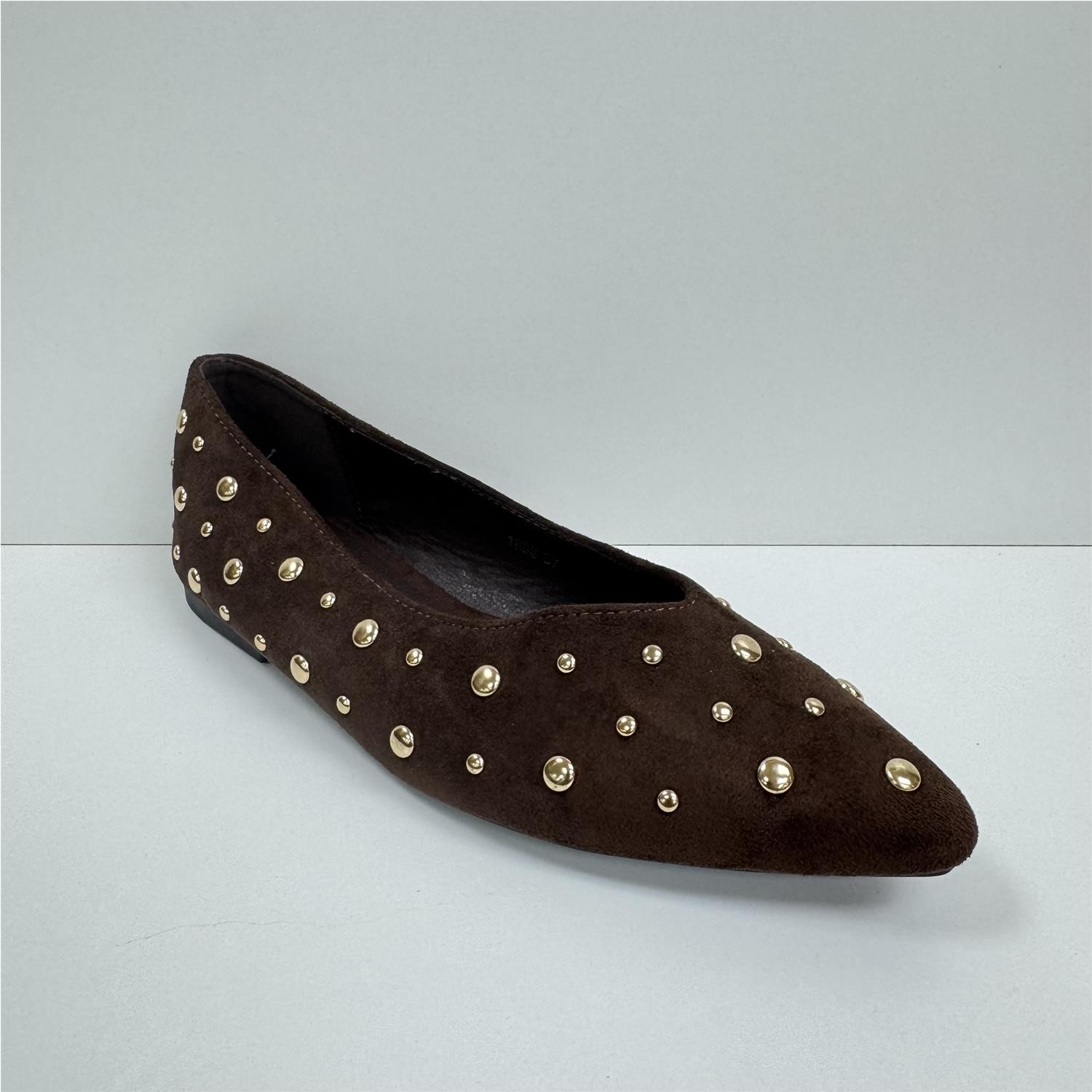 Manoletina Tachuelas De Pico Marron