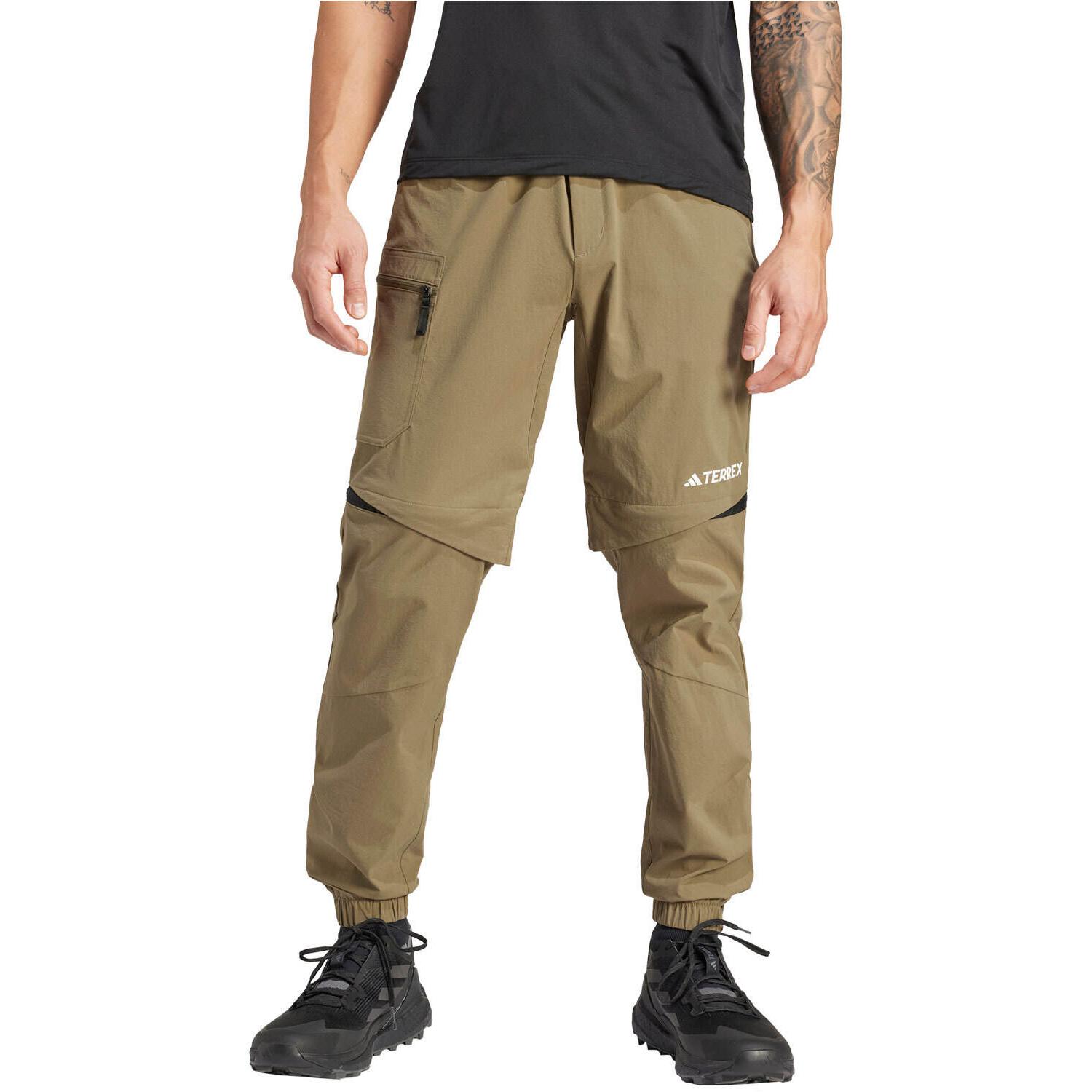 PANTALONES MONTAÑA HOMBRE Adidas UTILITAS Z.O P VERDE