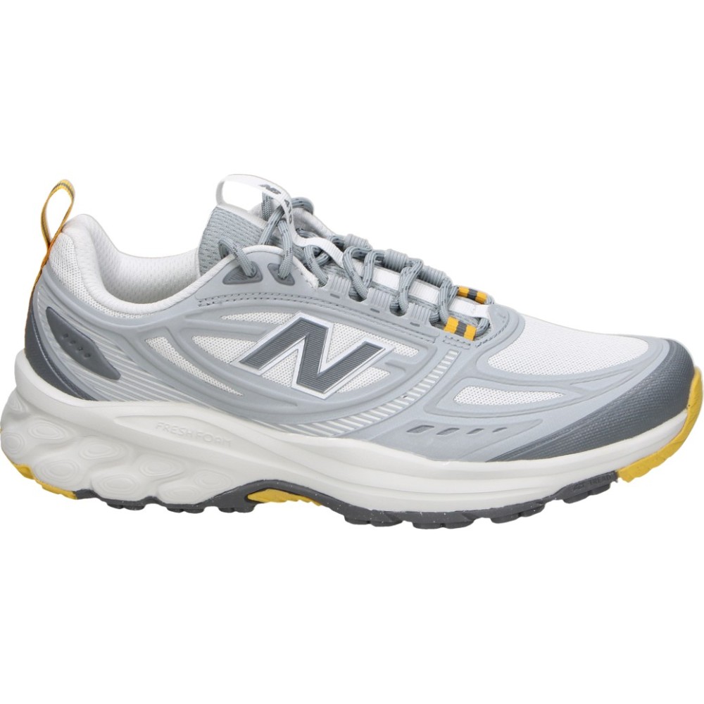 NEW BALANCE | Zapatillas Trail Running New Balance 410 V9 para Hombre – Deportivas en Color Gris con Detalles en Amarillo – Sneakers con Cordones – Mediasuela Fresh Foam – Suela ATtread – Modelo M4105GO