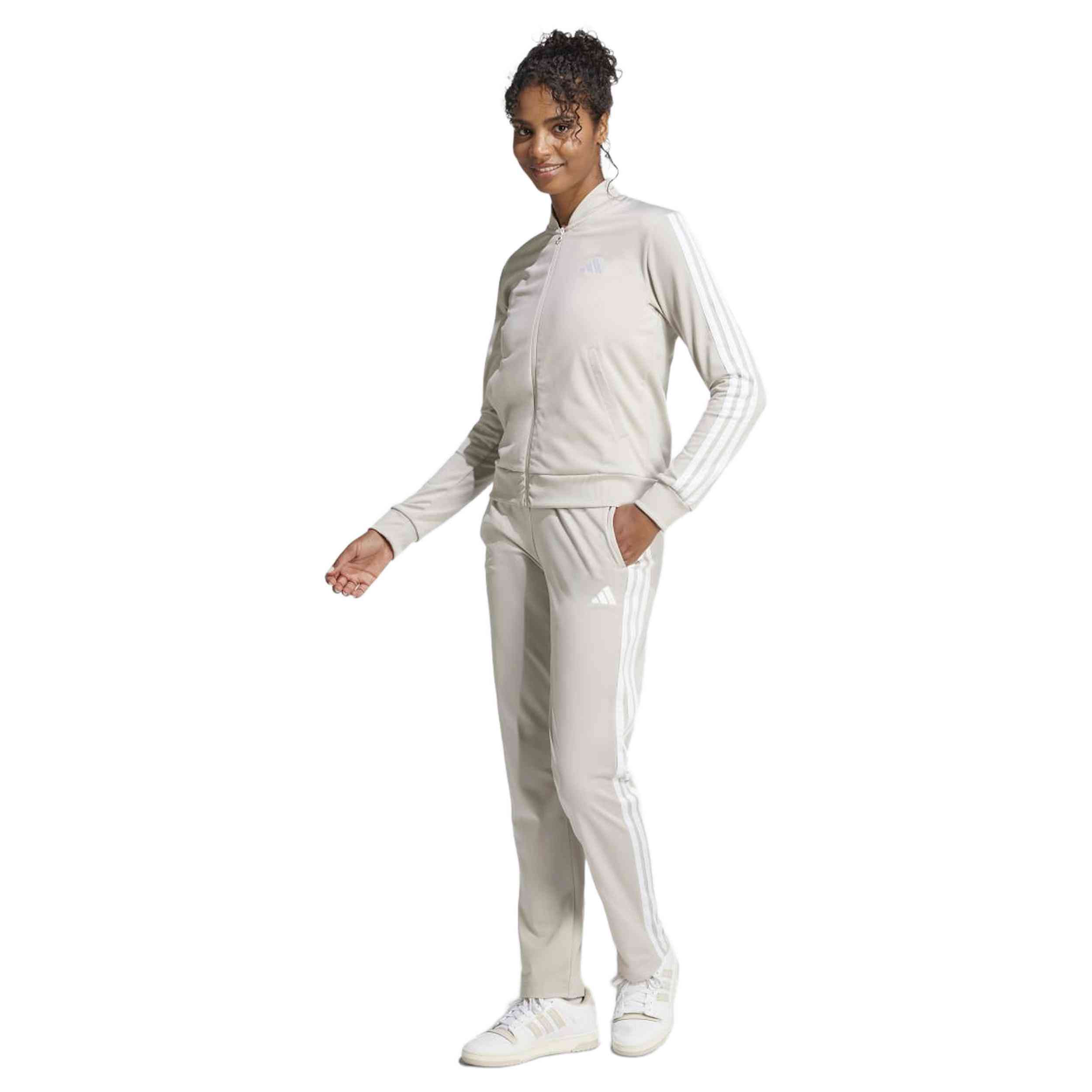 Chandals Completos Adidas modelo JD2686 para Mujer en color Beige
