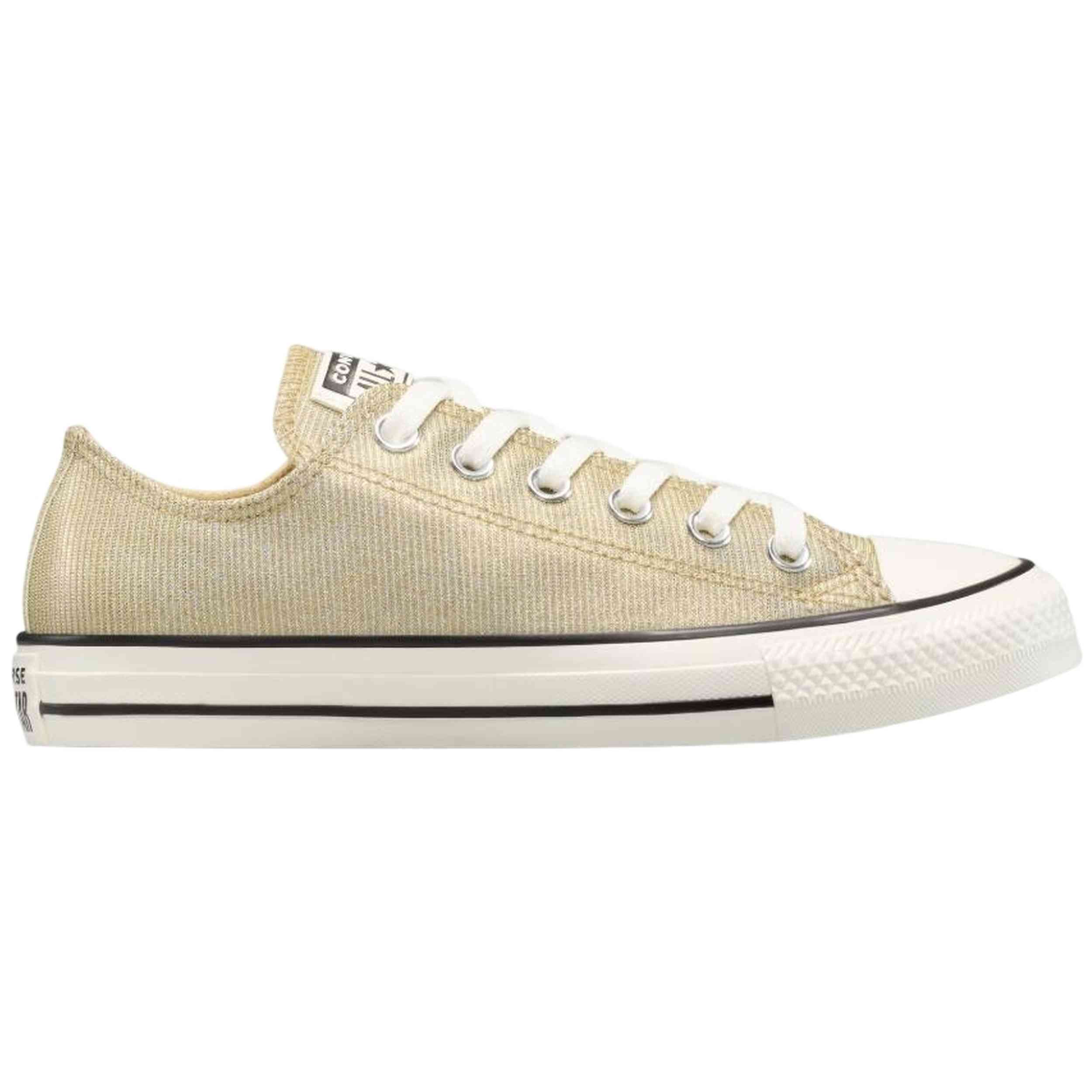 Calzado Converse modelo Chuck Taylor All Star en color Beige