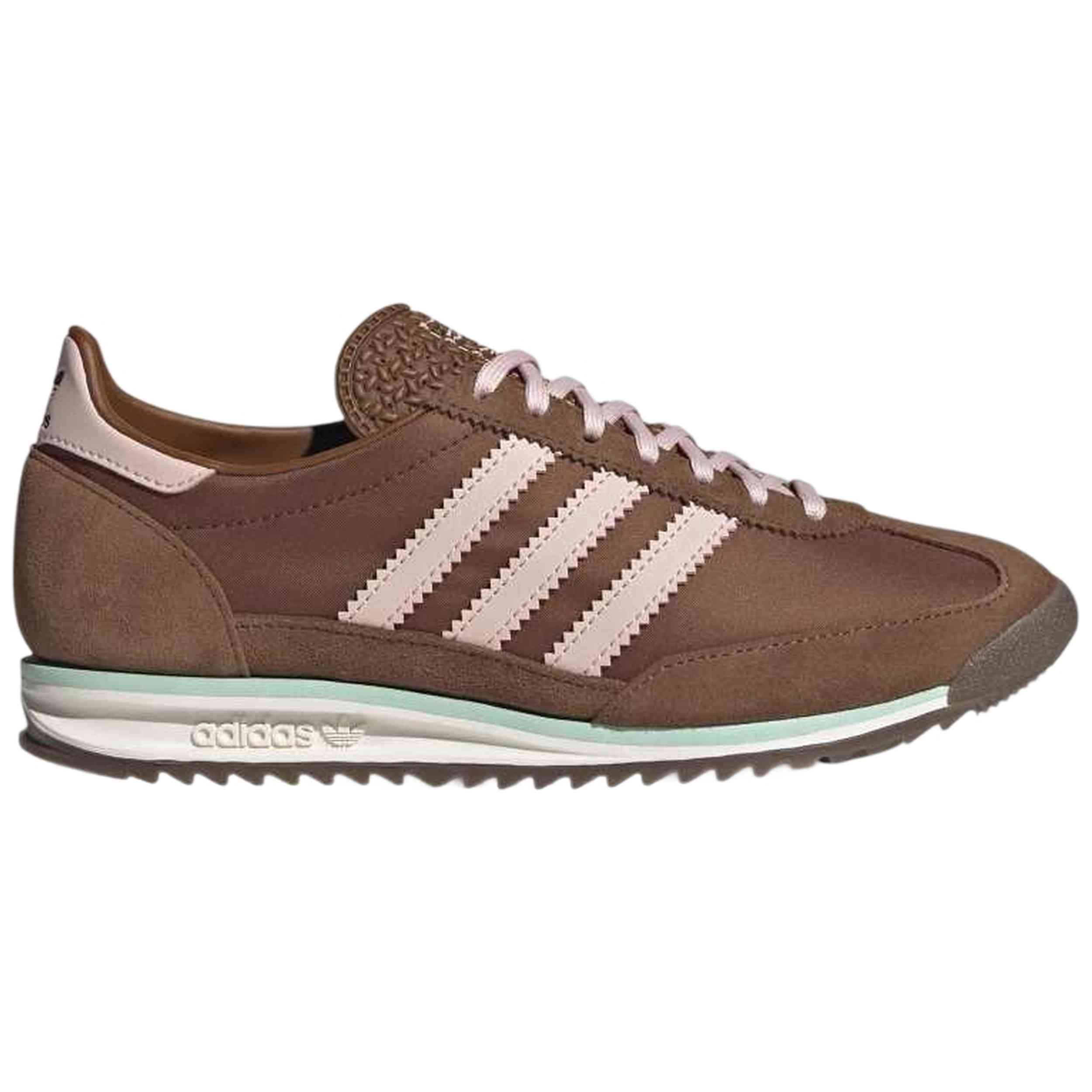 Zapatillas Adidas modelo IH4550 para Mujer en color Marron