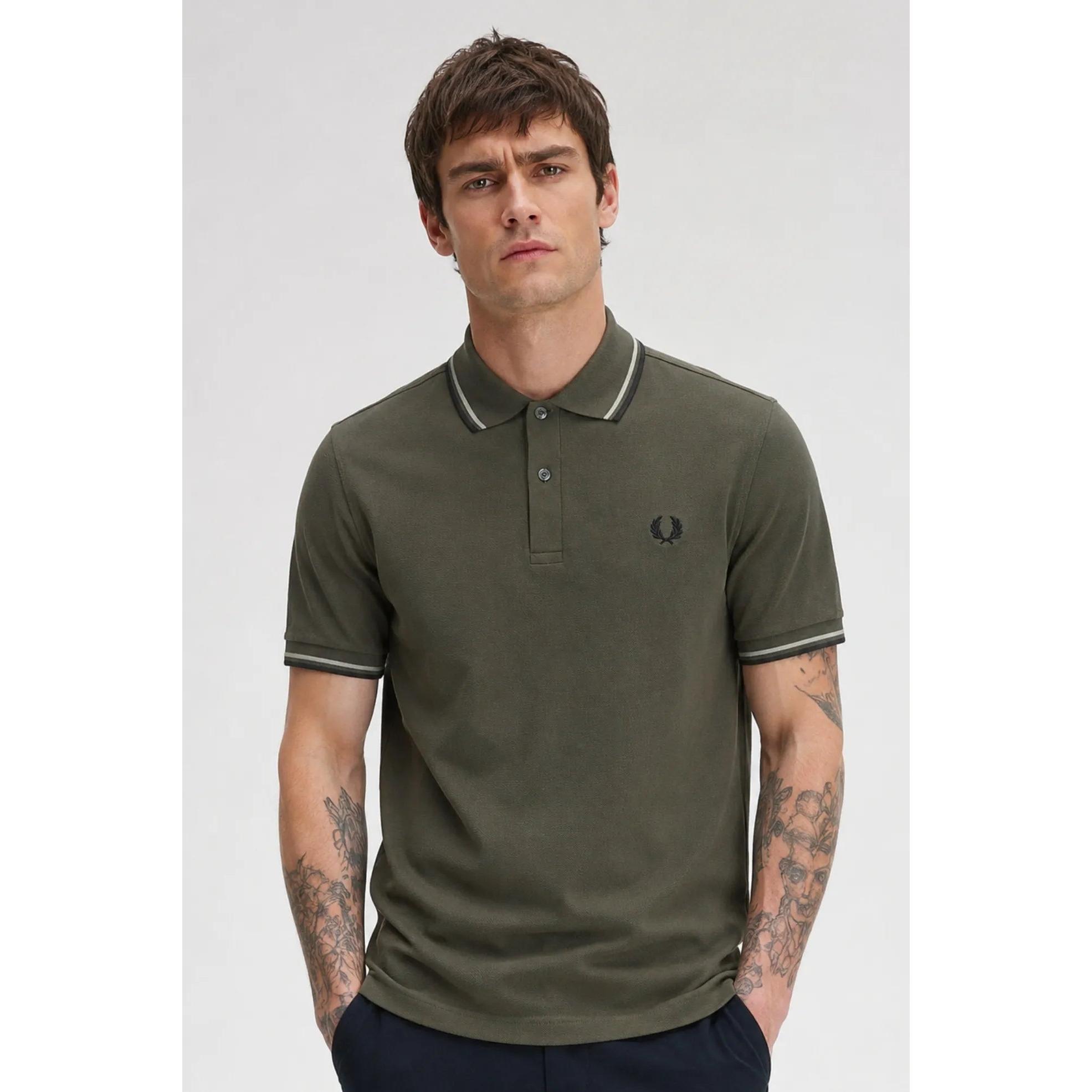 Fred Perry Polo M3600 Hombre Verde 04B