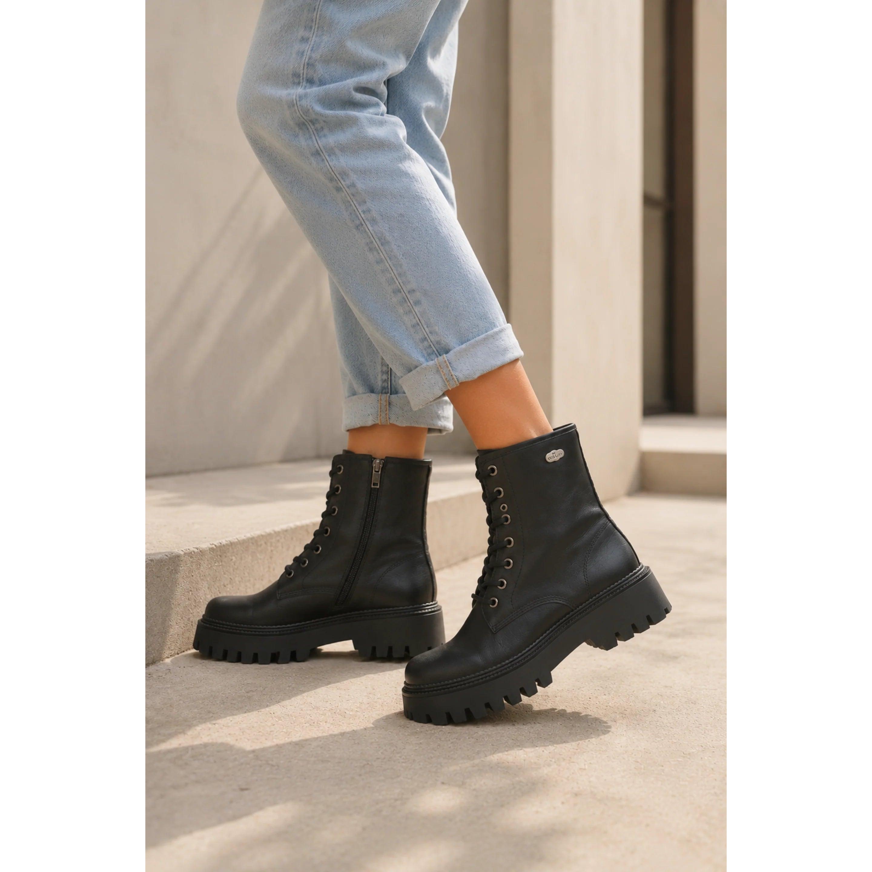 BOTÍN MILITAR NEGRO DE MUJER EN SUELA TRACK | 2608 PU NEGRO