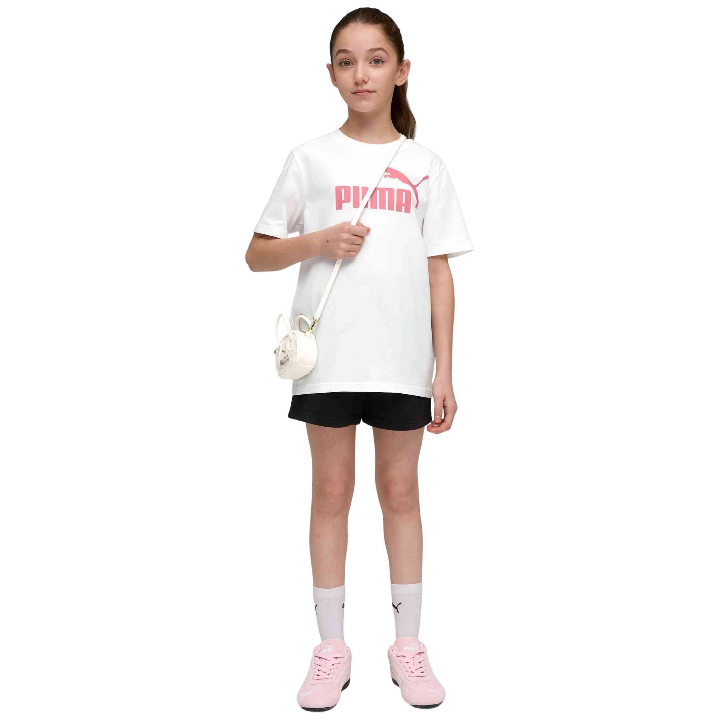 Conjunto Puma modelo ESS No.1 Logo Tee an para Niñas en color Blanco
