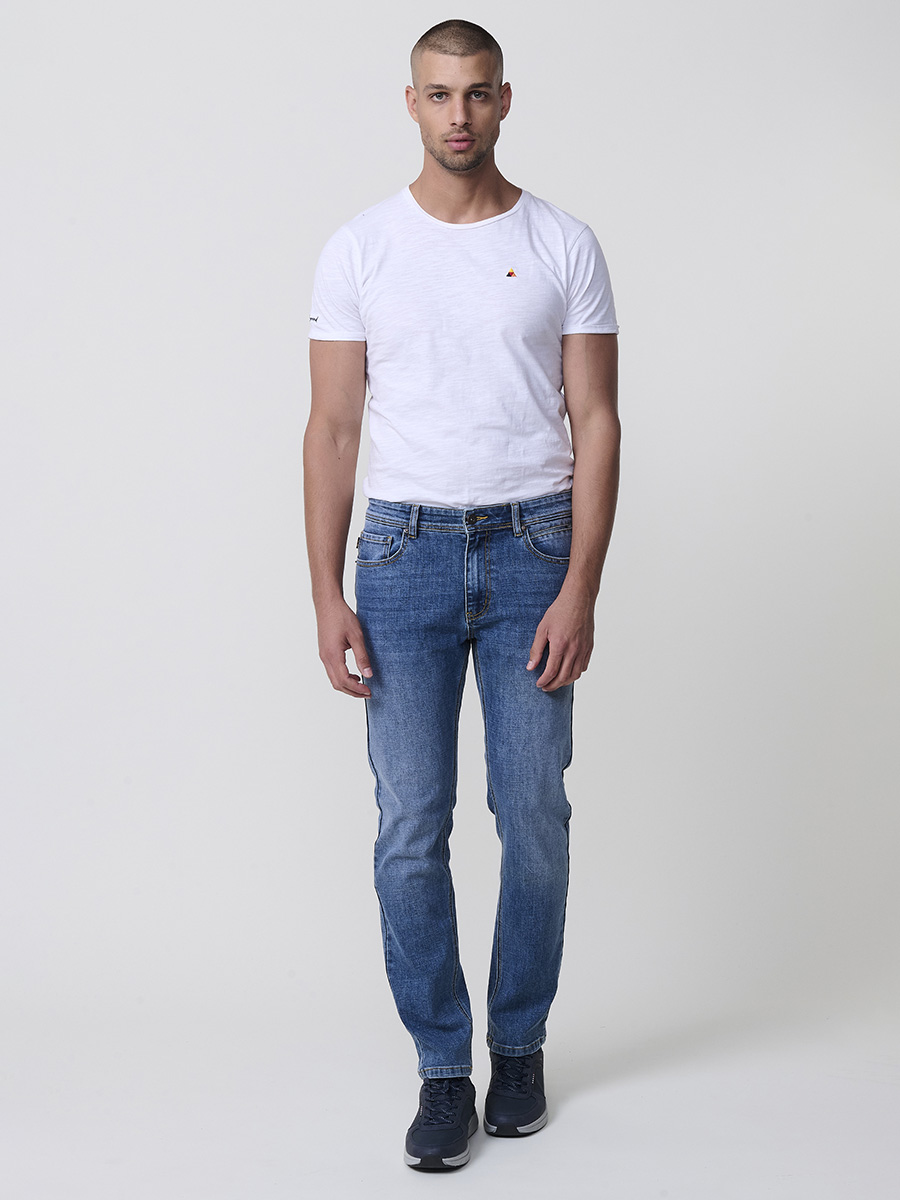 Koroshi - Vaqueros para hombre modelo Koroshi Jeans Hombre Regular Fit en denim stretch (98% algodón, 2% elastano), corte cómodo y versátil con cinco bolsillos y cierre de cremallera y botón