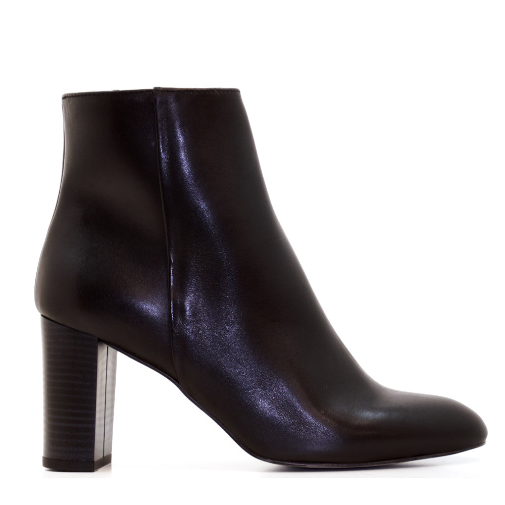 Botín Conchita 2 Negro Elodie: Elegancia Artesanal Española, Piel Coy, Tacón 75mm, Comodidad y Estilo para Mujer Tallas 35-42