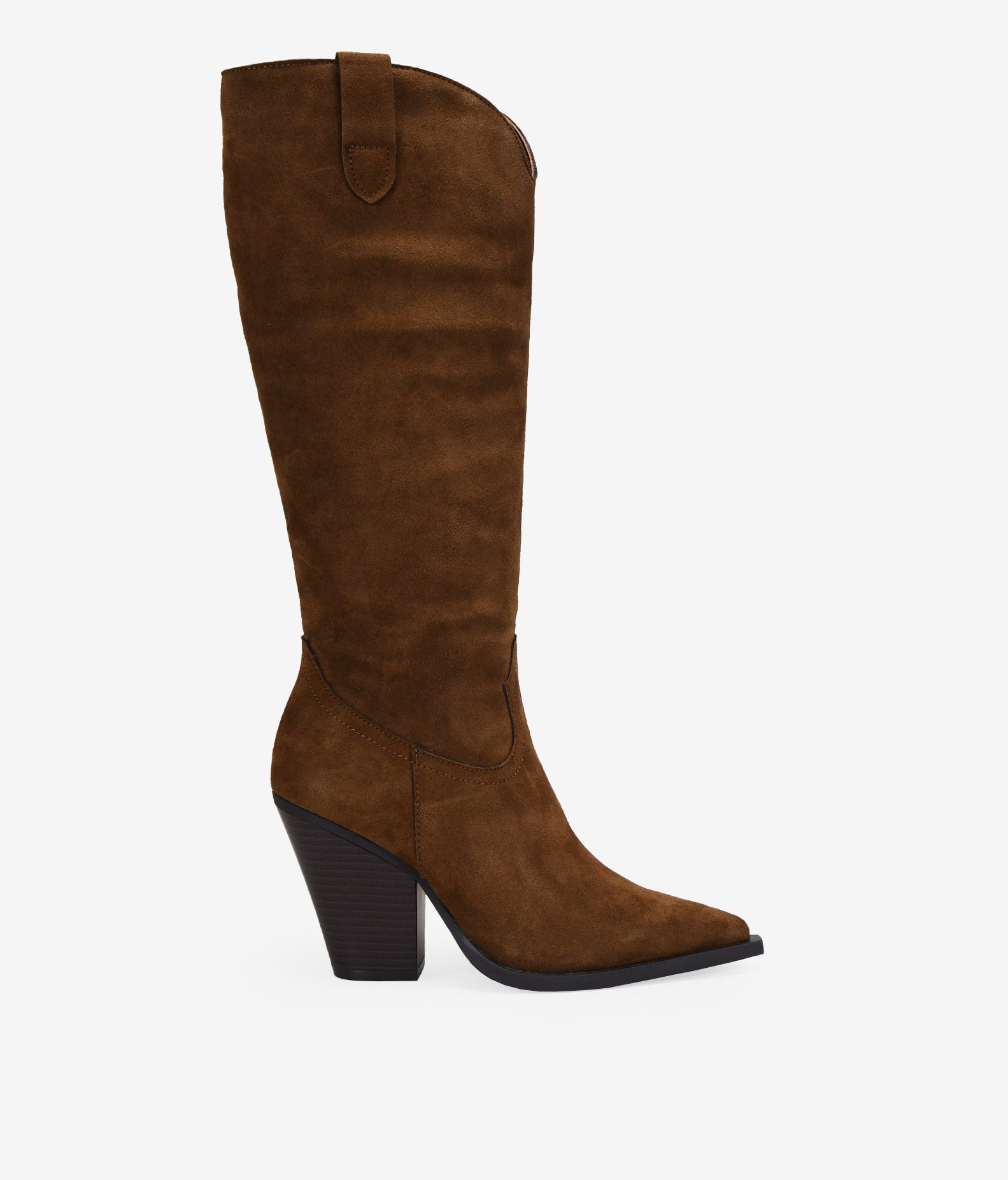 Bosanova Botas altas cuero estilo cowboy en serraje piel con doble tirador y suela plana con acabado en punta y tacón cubano. Cierre con cremallera.