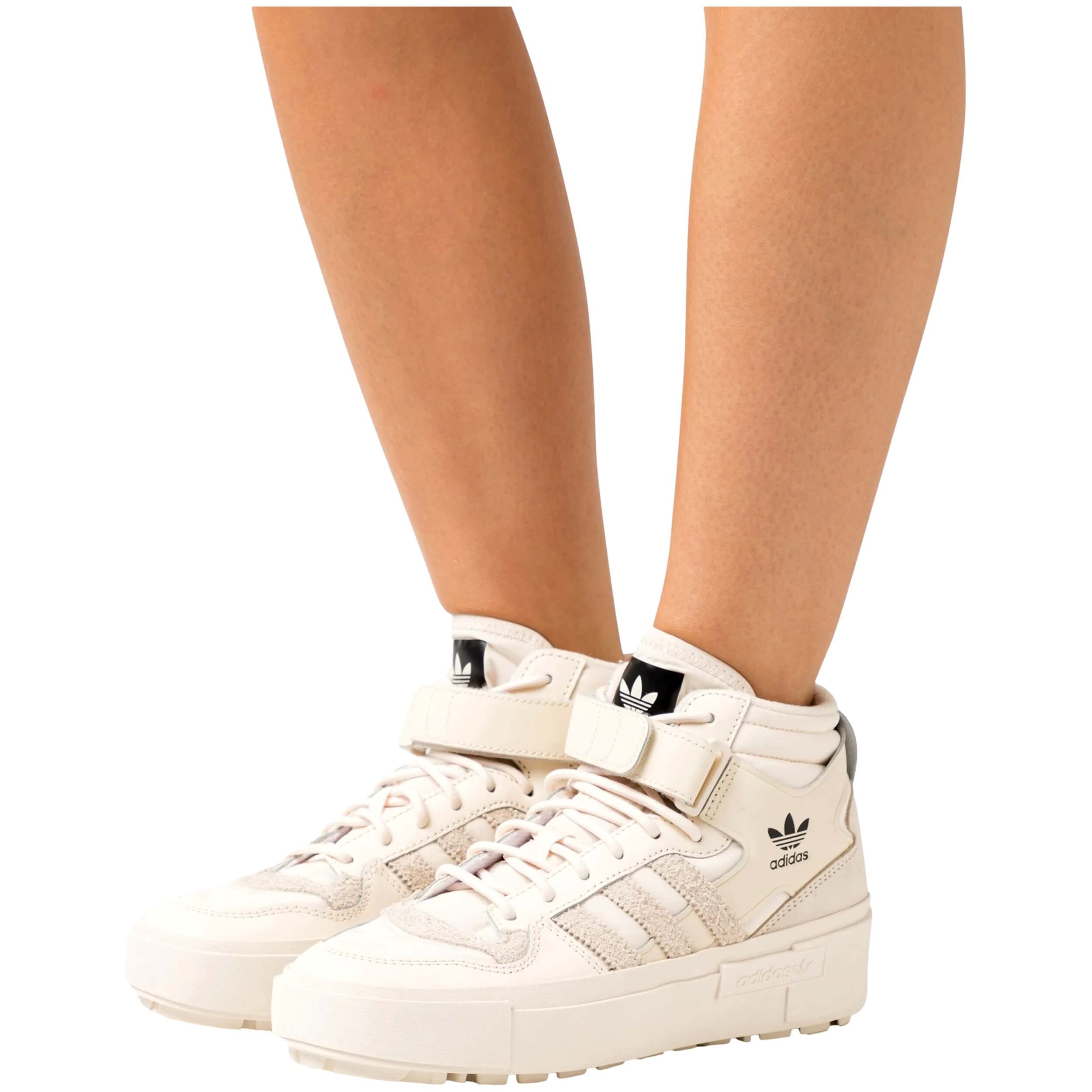 Zapatillas Adidas Forum Bonega X para mujer en color beige