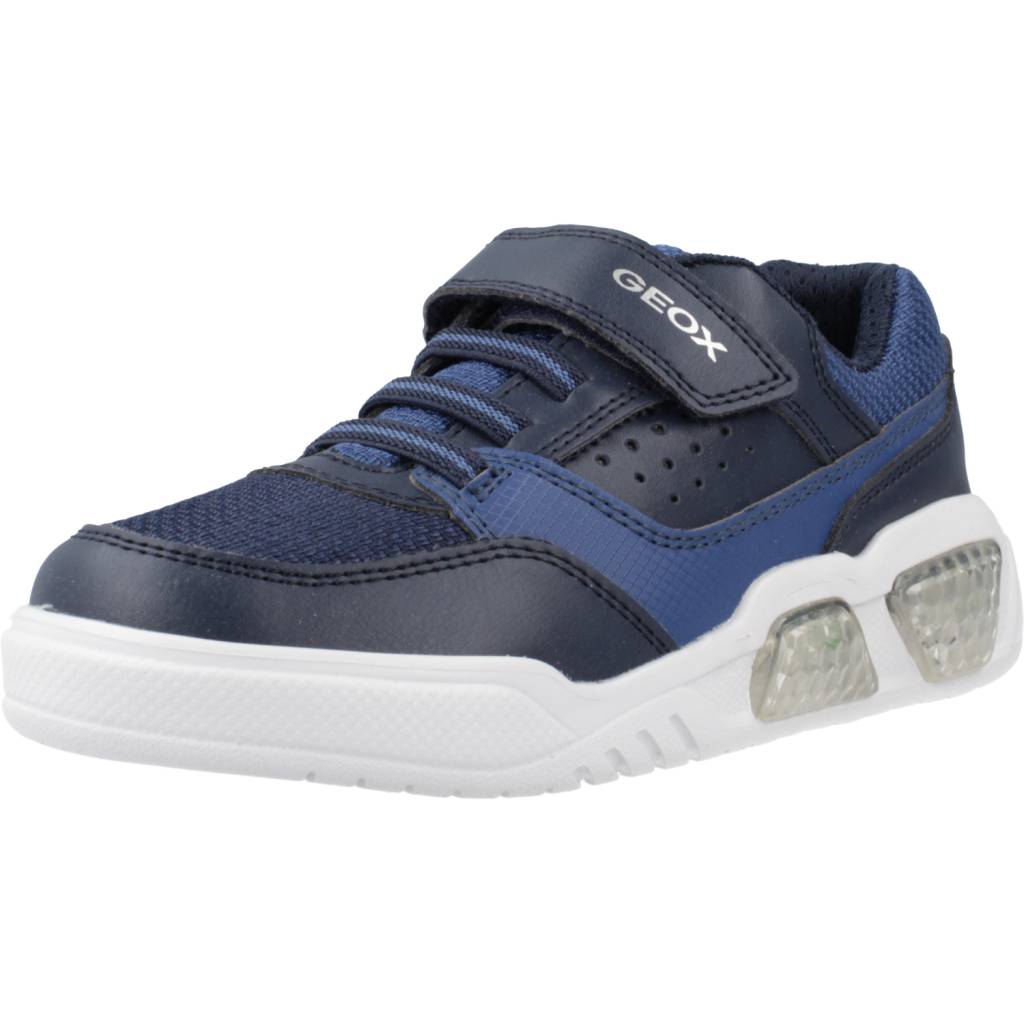 Zapatillas Niño Marca Geox Modelo J Illuminus Boy