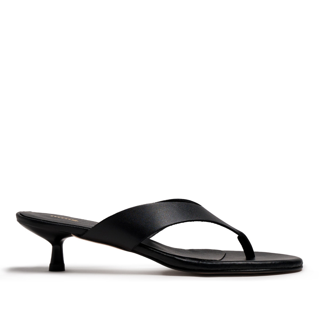 SANDALIAS DE MUJER MUSTANG KITTY NEGRO 54142 63998