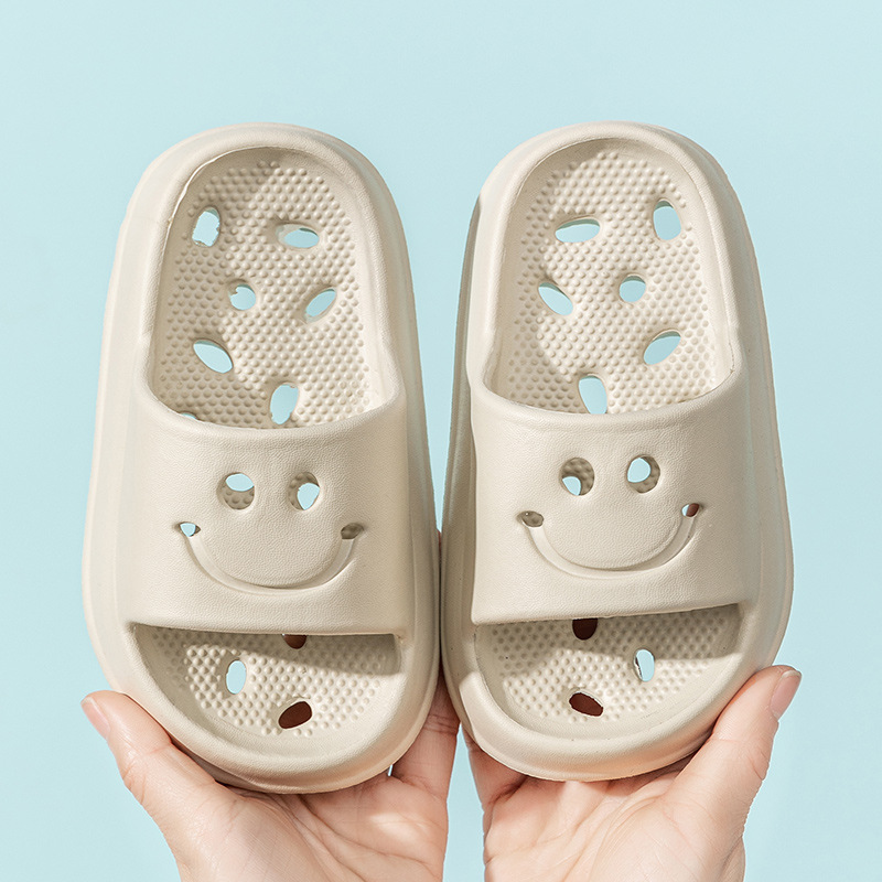 TK Chupasacanos Para Niños Y Niñas Anti Deslizantes Y Respirables a Prueba De Agua Y Olor Para Todo El Año Material Superior Plástico