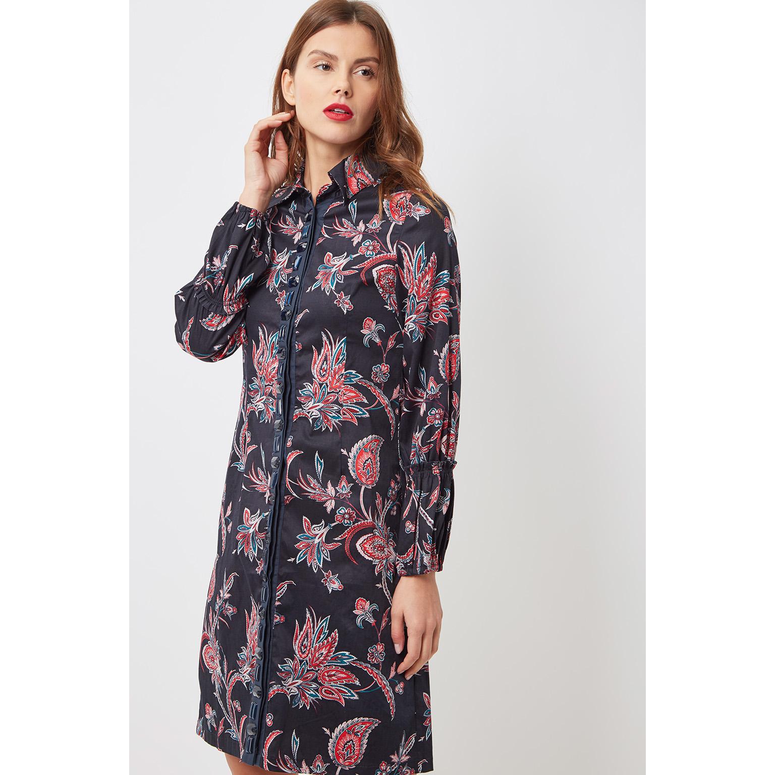 Vestido estampado marca BanBat paisley para mujer de algodón y elastano, con cuello clásico, manga larga y cierre de botones, largo hasta la rodilla- REF: D7647
