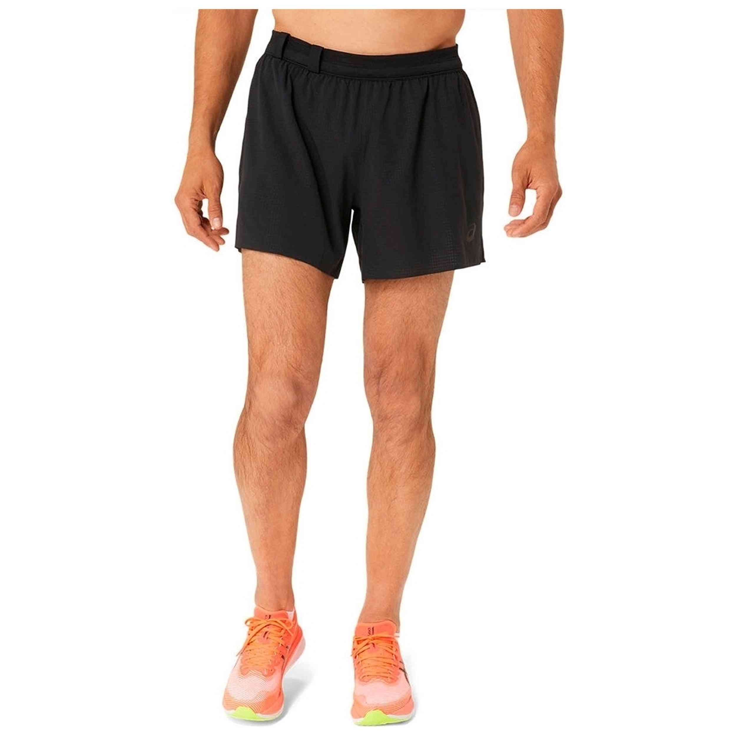 Pantalon Corto Asics modelo 2011C978-001 para Hombre en color Negro