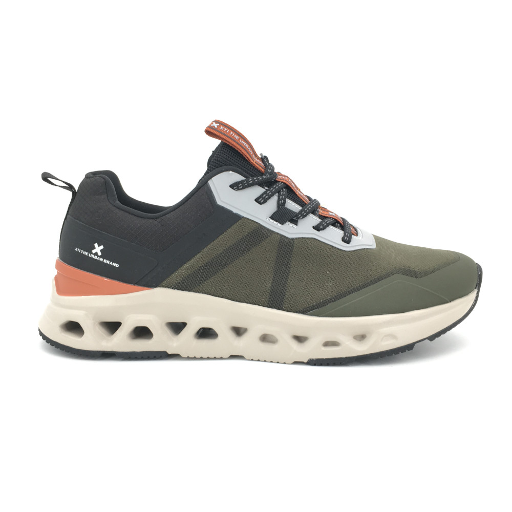 Deportivo Xti para hombre, mod.144565, Deportivo Xti suela flexible