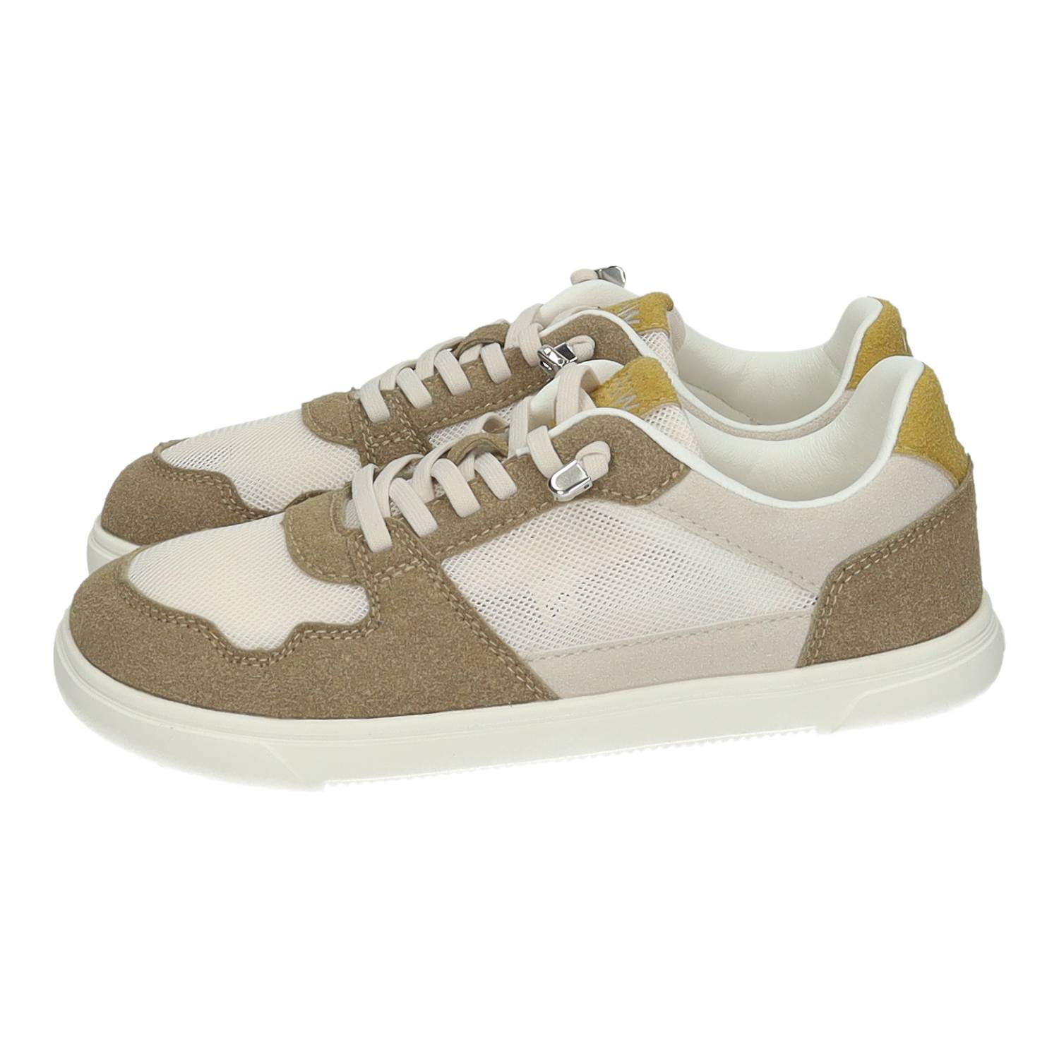 Zapatillas marca B&W para mujer en color beige. Calzado barefoot casual con cordones elásticos y tejido calado transpirable, diseño ligero con puntera amplia flexible