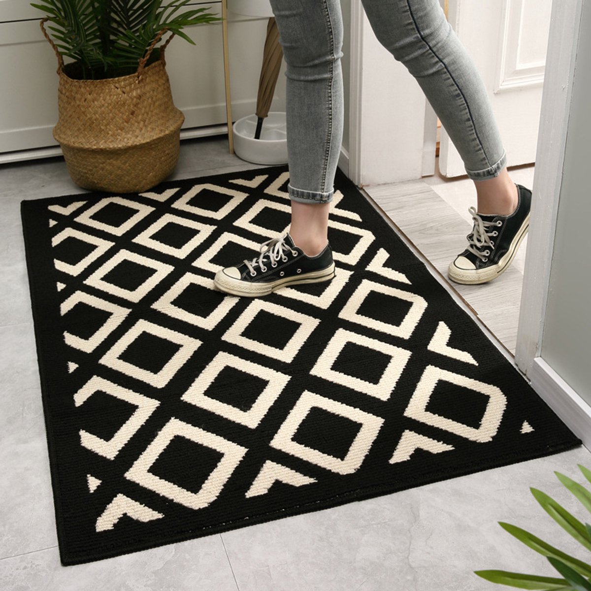 Deurmat voor buiten, antislipabsorberend, machinewasbare binnendeurmat, antistofdeurmat voor honden, entree, hal, keuken, zwart wit 1,50x80cm