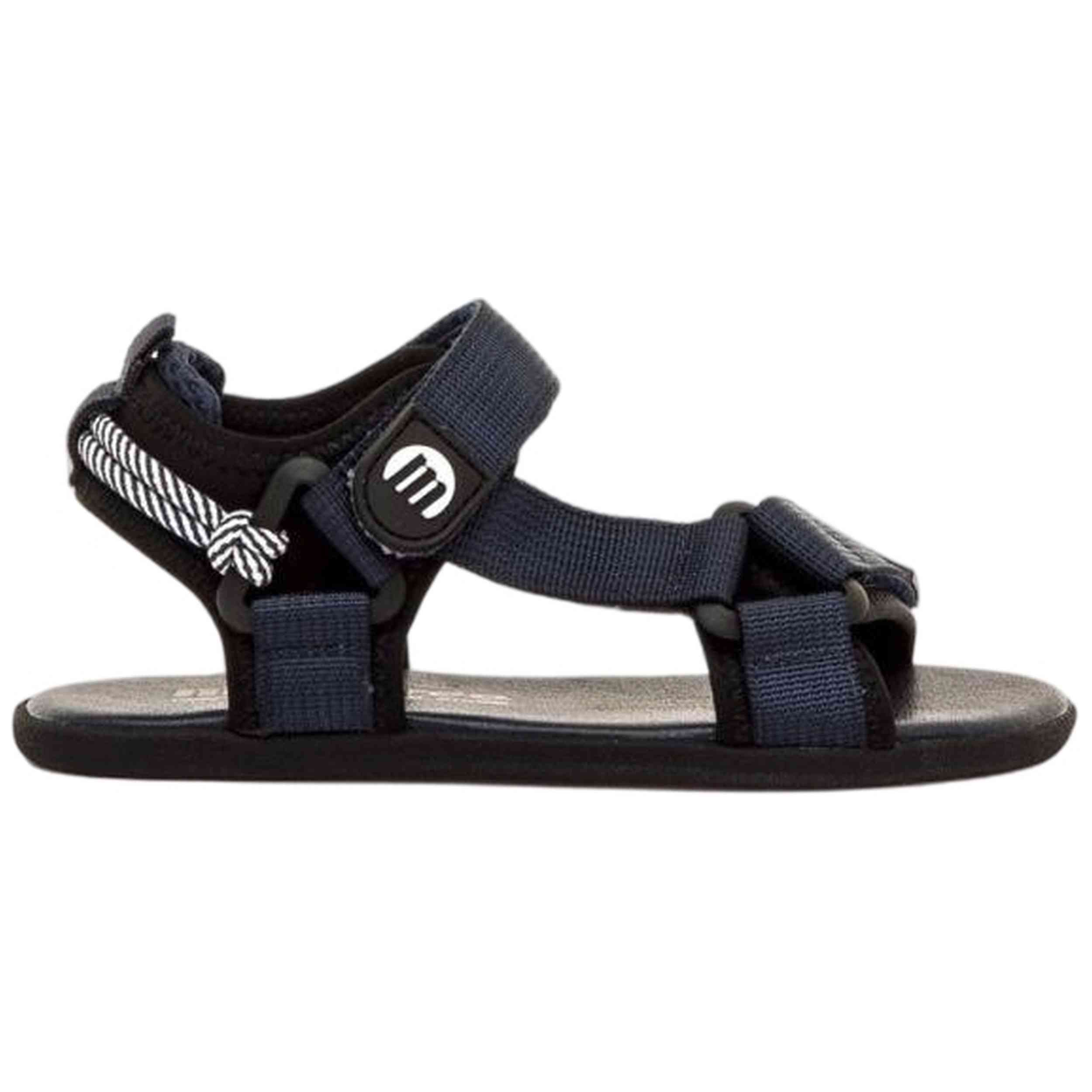 Sandalias Mustang modelo 49375 para Mujer en color Negro