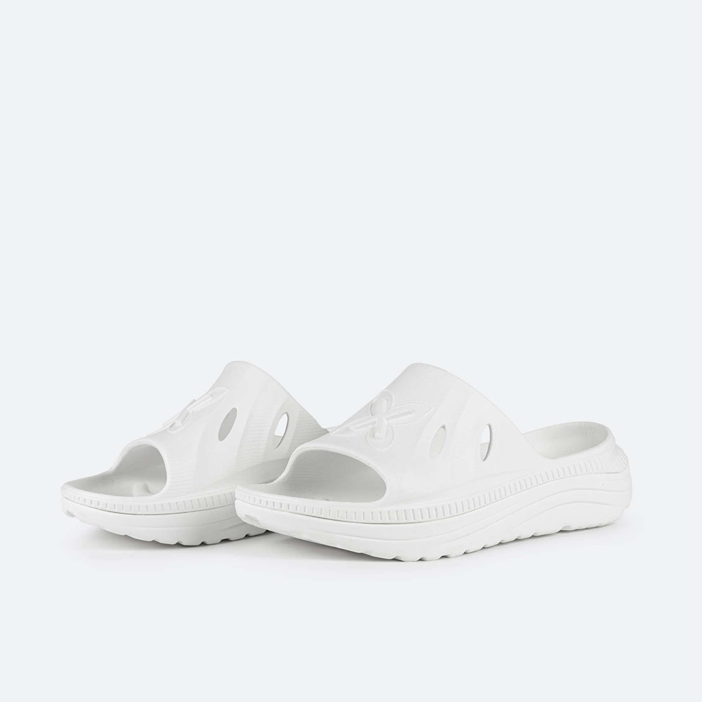 Chanclas Munich 8093003 Saura en color Blanco