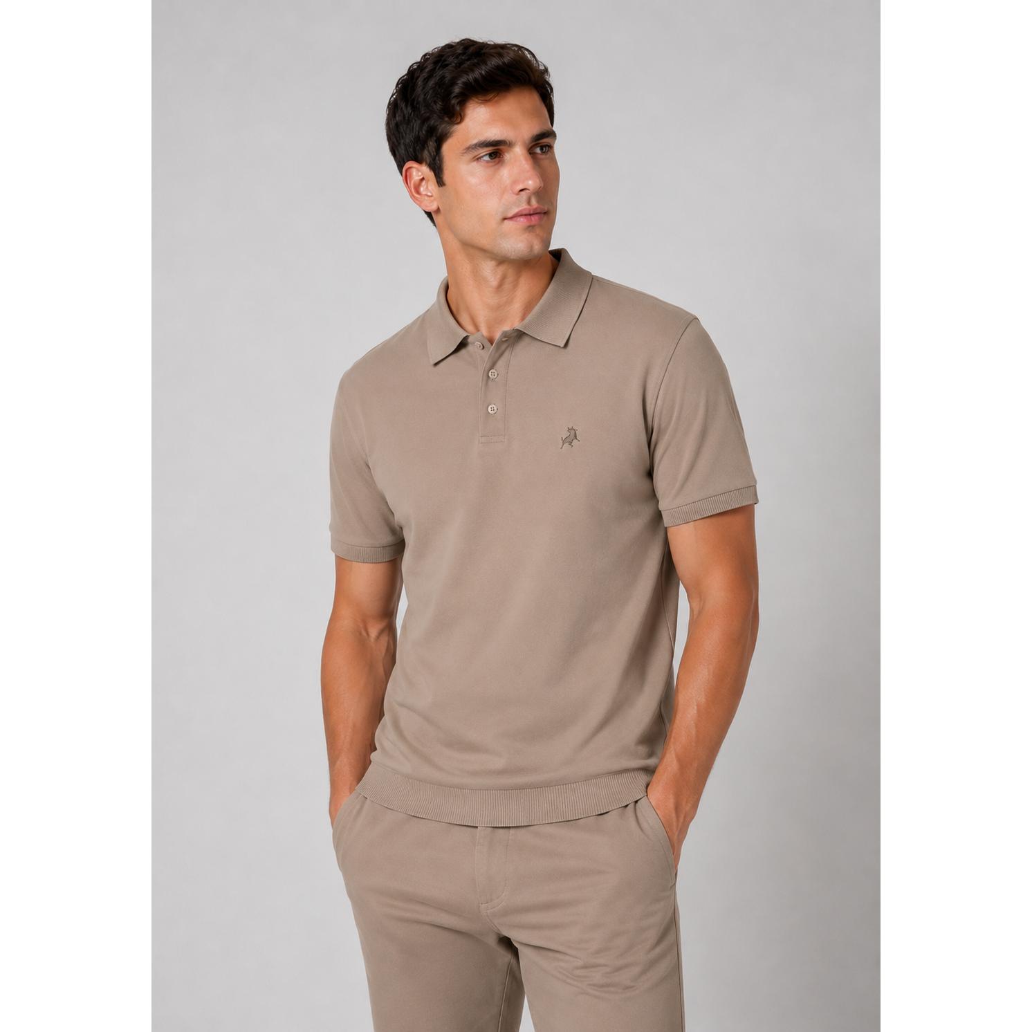 LOIS JEANS - Polo de Punto Fino con Parche Especial Corner Toro Marrón