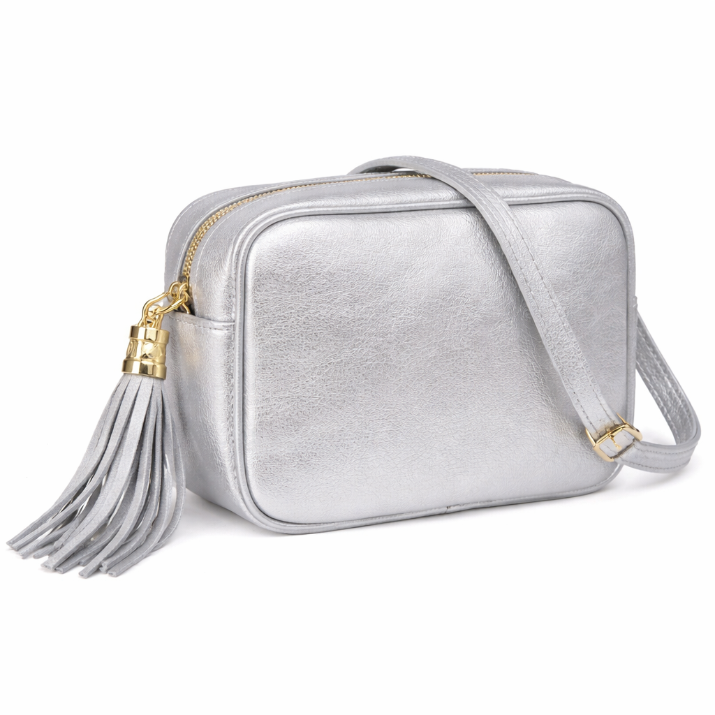 Bolso de hombro con borlas: diseño exquisito y compacto | Alexander Milano