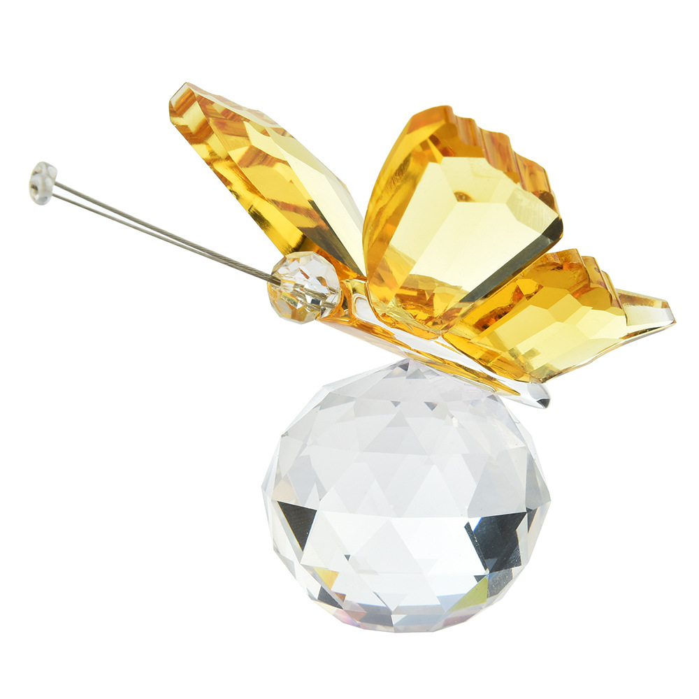 Figura de mariposa de cristal con base de bola de cristal, un regalo o un objeto de colección