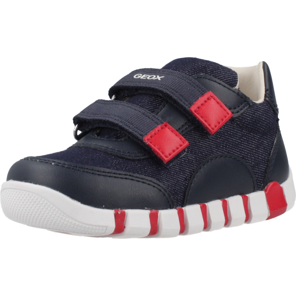 Zapatillas Niño Marca Geox Modelo B Iupidoo Boy C