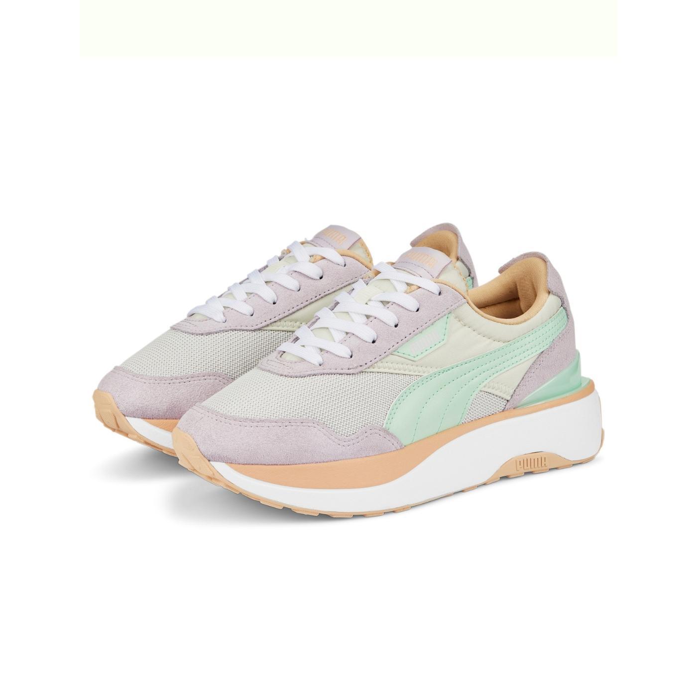 Zapatillas puma cruise rider silk road violeta de mujer.