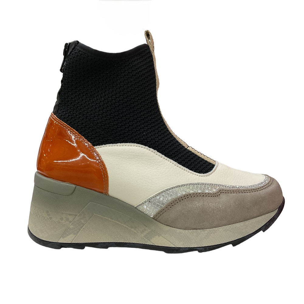Shoes Botines marca Cetti para mujer en color multicolor