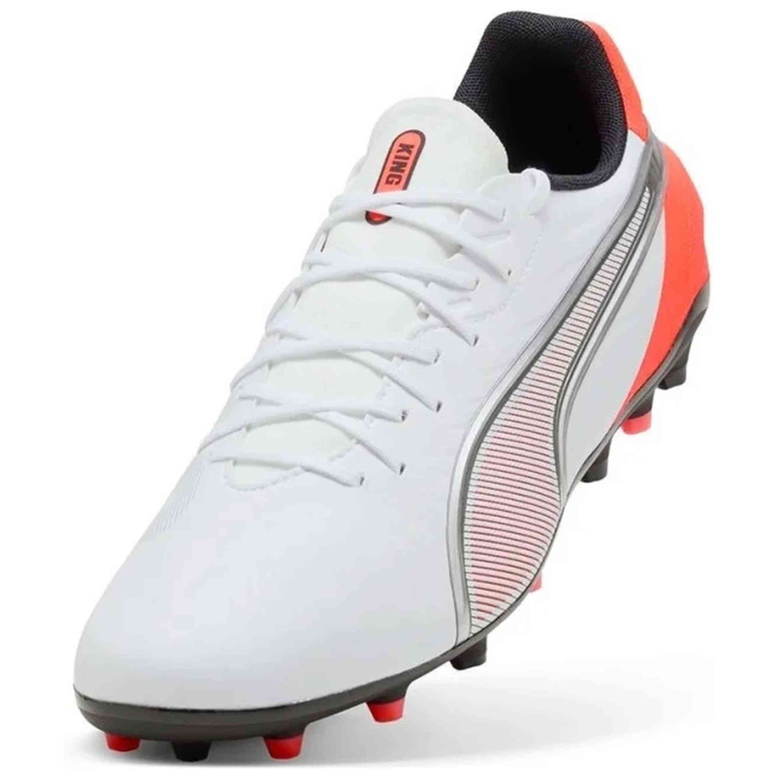 Calzado Puma en color Blanco