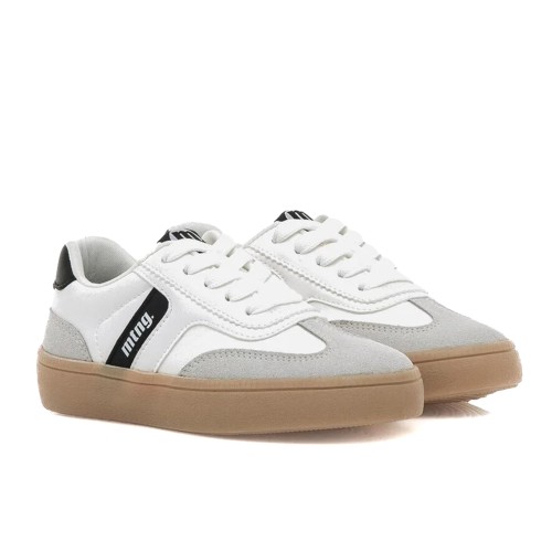 Zapatillas retro MUSTANG EMI MTNG 48997 en blanco con cordones.