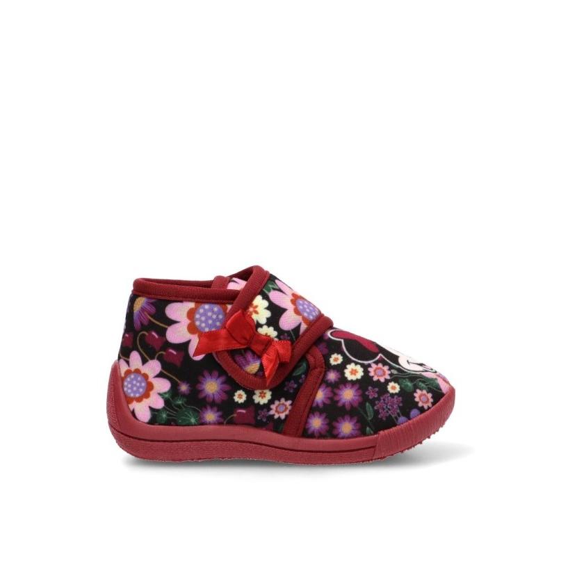 Zapatillas Casa Casa Y Zapatilla Cerrada Leomil - Niña - Suela Plana - Modelo Dm011303 - Color Negro