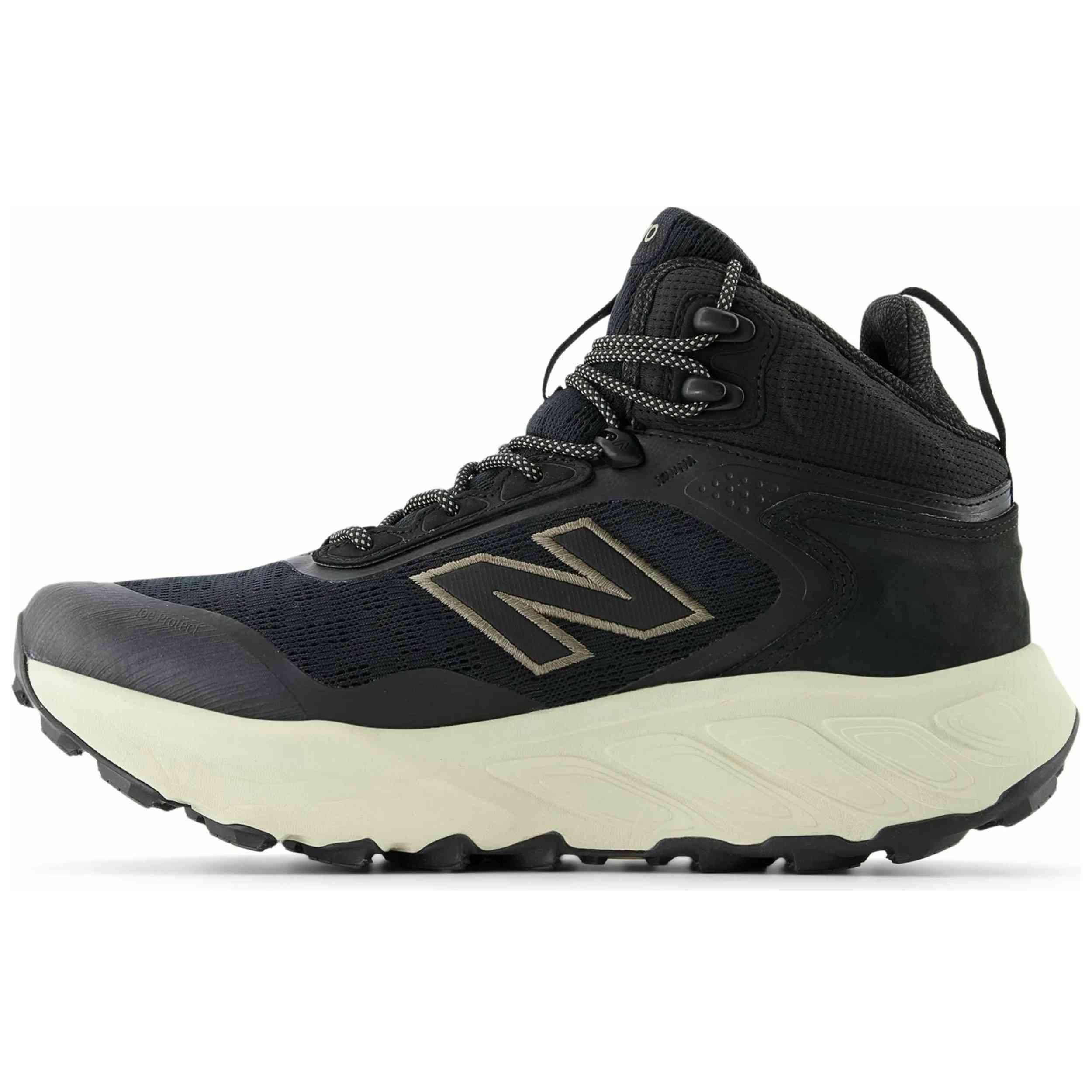 Zapatillas New Balance modelo Fresh Foam X Hierro Mid GORE-TEX para hombre y mujer en color Negro