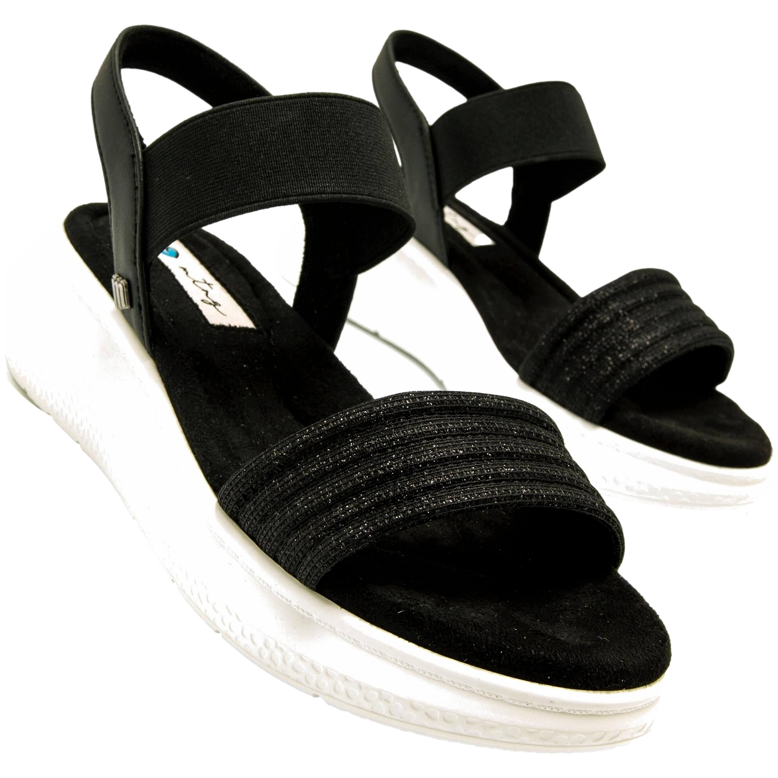 Sandalias Mustang modelo 60434-C55654 para Mujer en color Negro